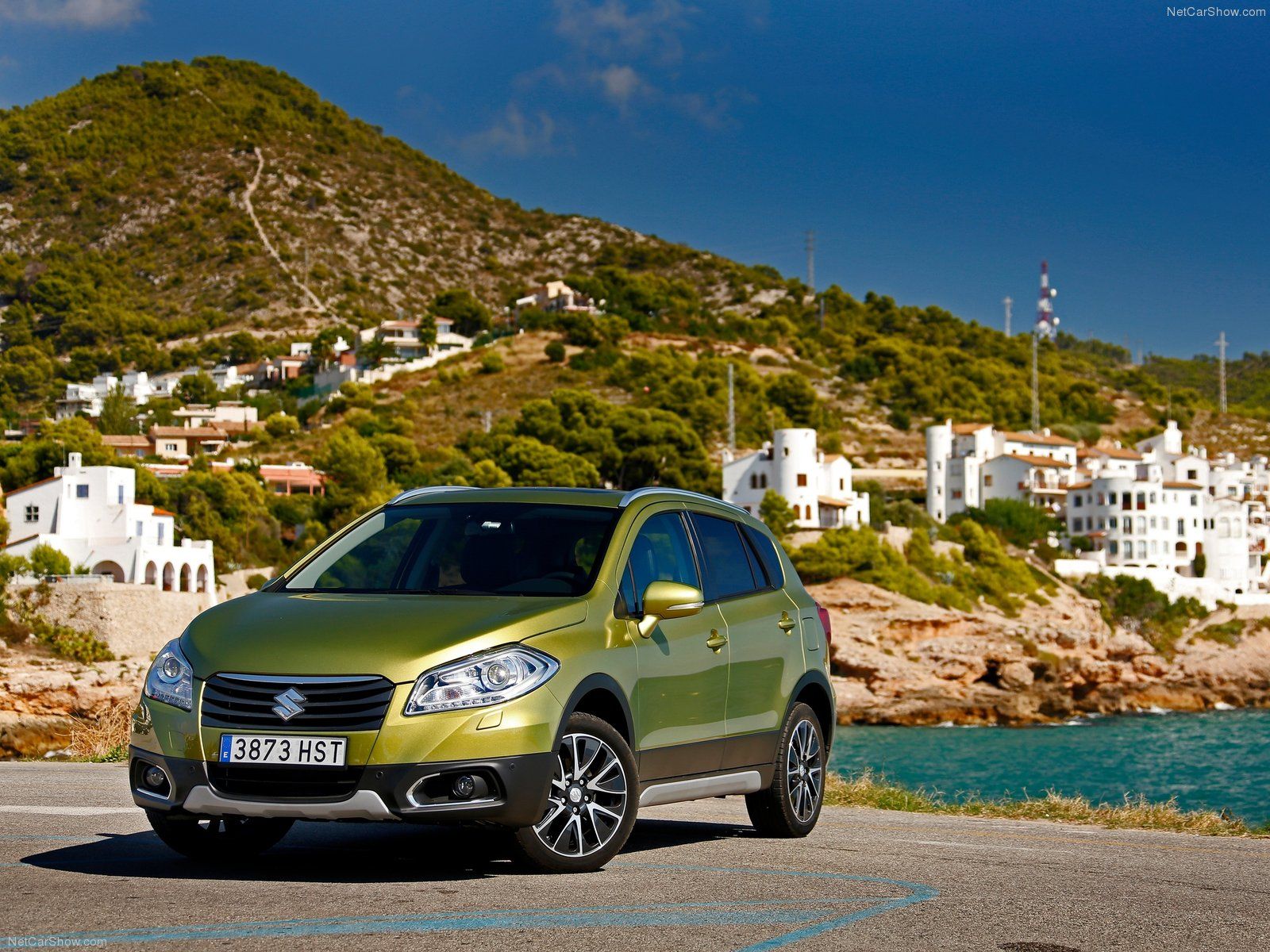 Suzuki SX4 picture. Suzuki photo gallery