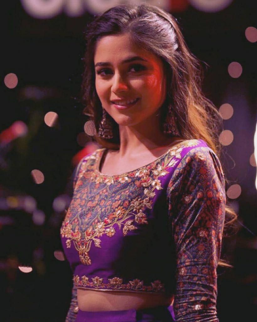 Aima Baig Wallpapers Wallpaper Cave