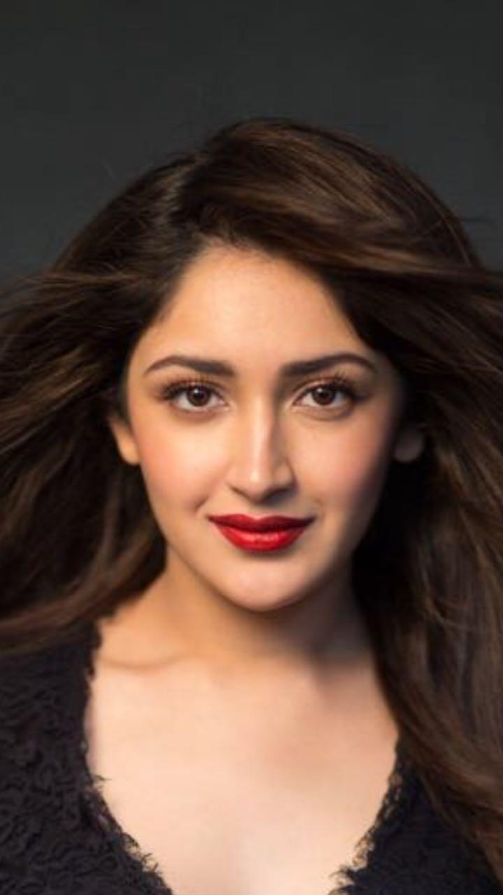 Sayesha Saigal HD Wallpaper for Android