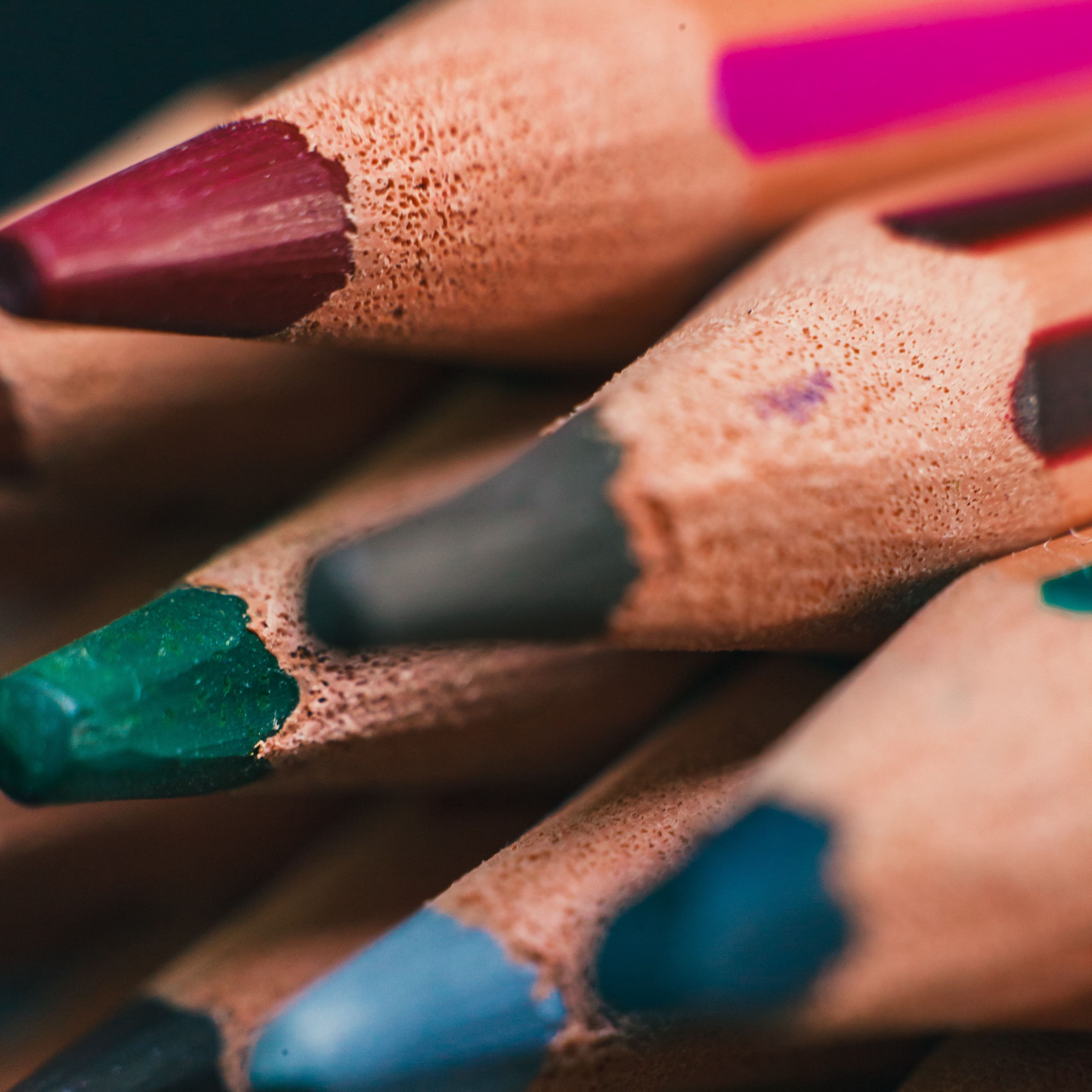 Download wallpaper 3415x3415 pencils, colorful, macro ipad pro
