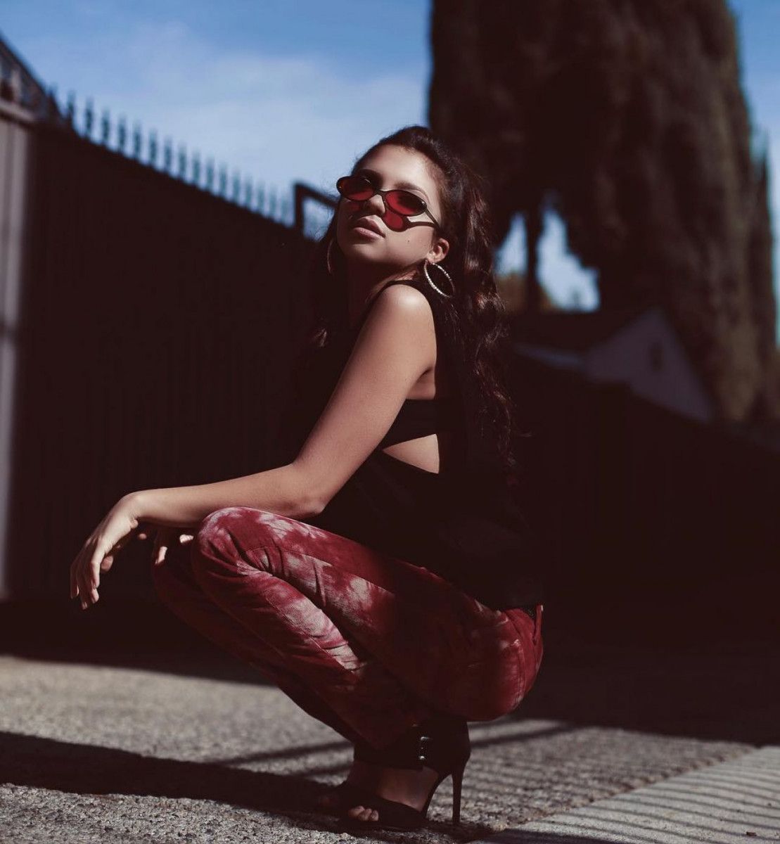 Cree Cicchino wallpaper