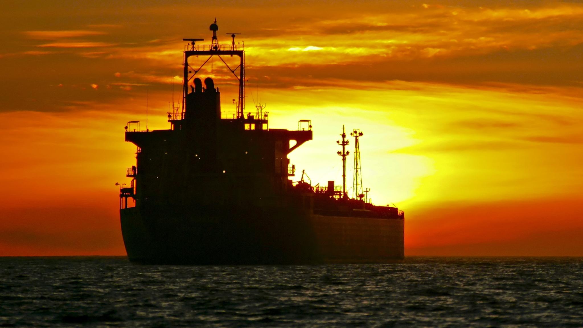 oil tanker ship wallpaper