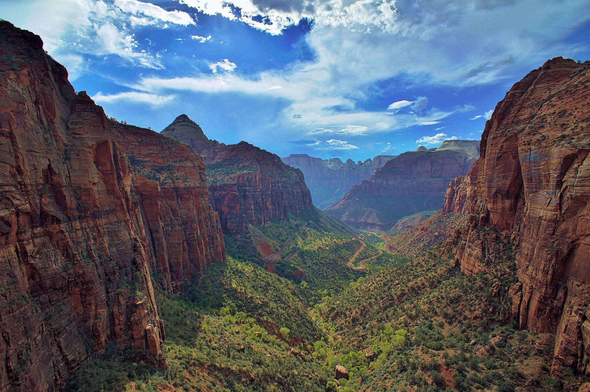 Zion National Park HD Wallpaper. Background Imagex1363