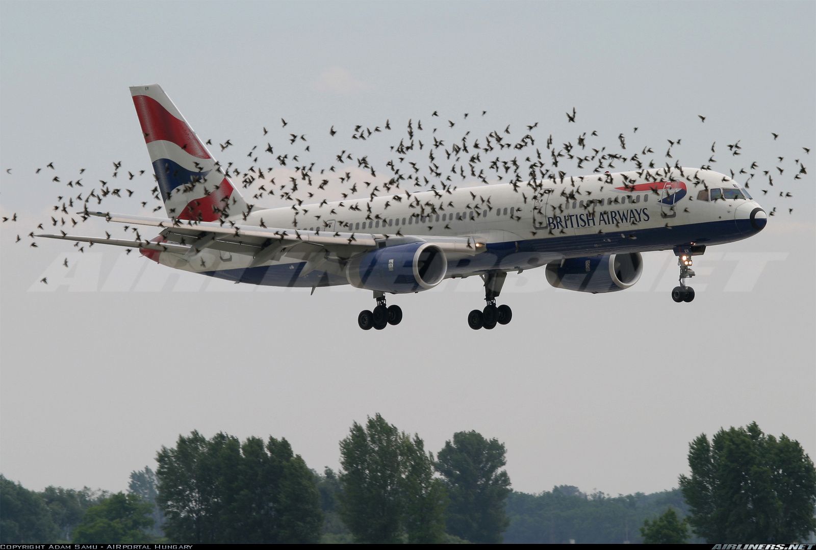 Boeing 757 236 Airways. Aviation Photo