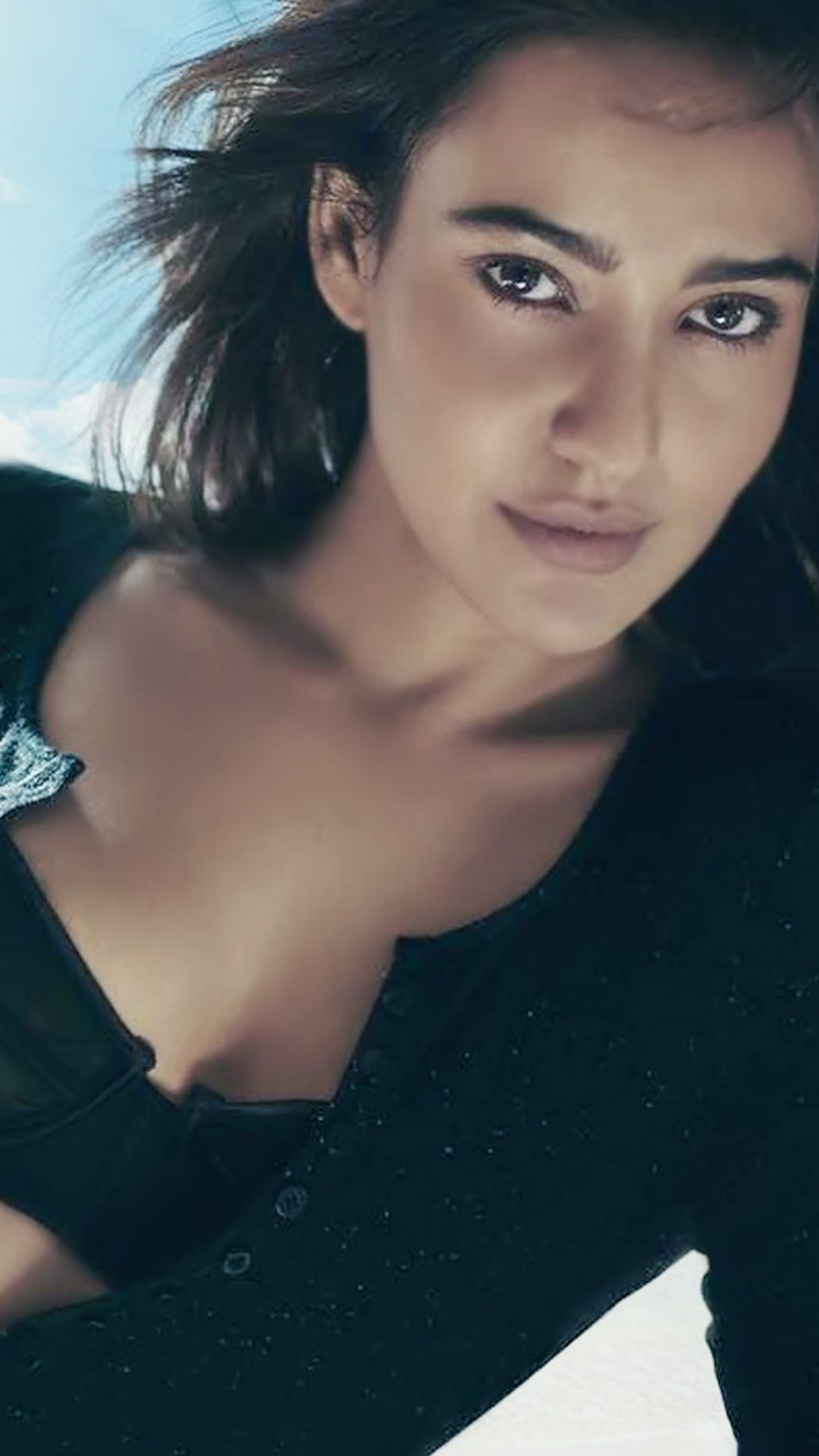 Beautiful Neha Sharma 4K Ultra HD Mobile Wallpaper