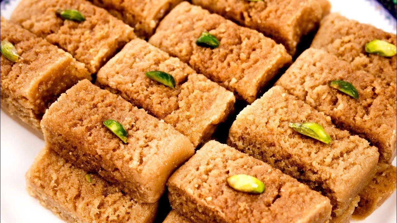 Milk Cake Recipe. Perfect Alwar Ka Mawa Halwai Style