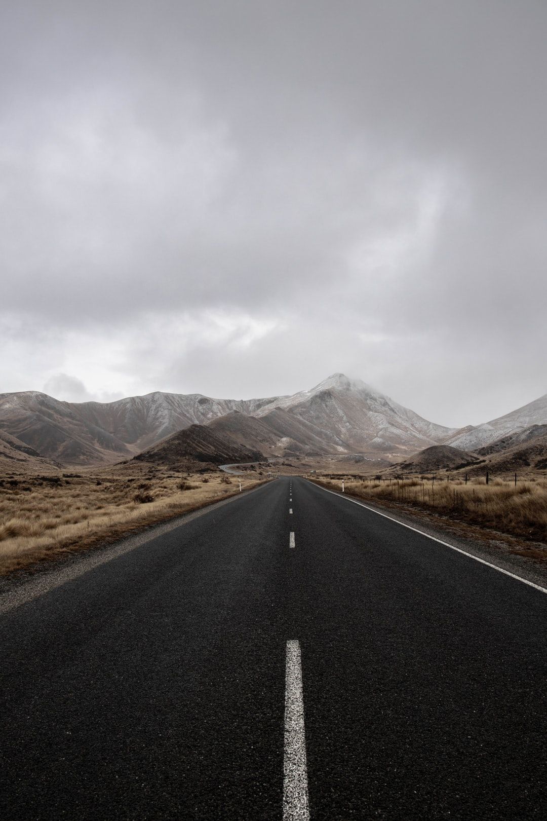 Road, freeway, highway and tarmac. HD photo by Will Li. Queenstown new zealand, New zealand, Photo