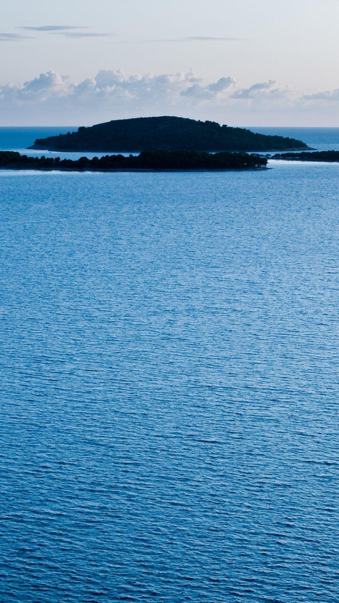 wallpaperdekstop: Remote Island Blue Sea iPhone 6 Plus HD