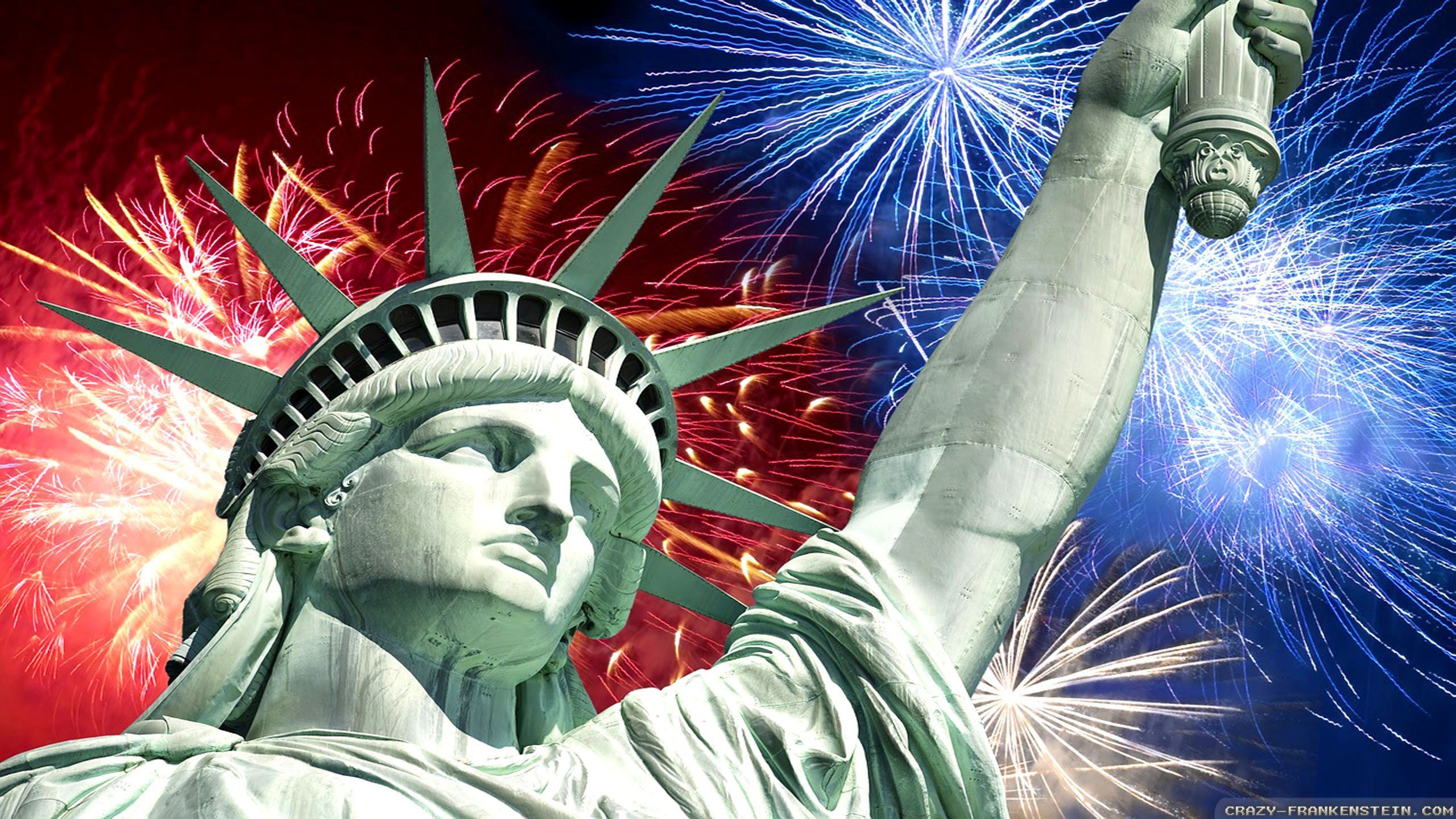 Statue Of Liberty Fireworks Slings Torch July 4 Independence Day