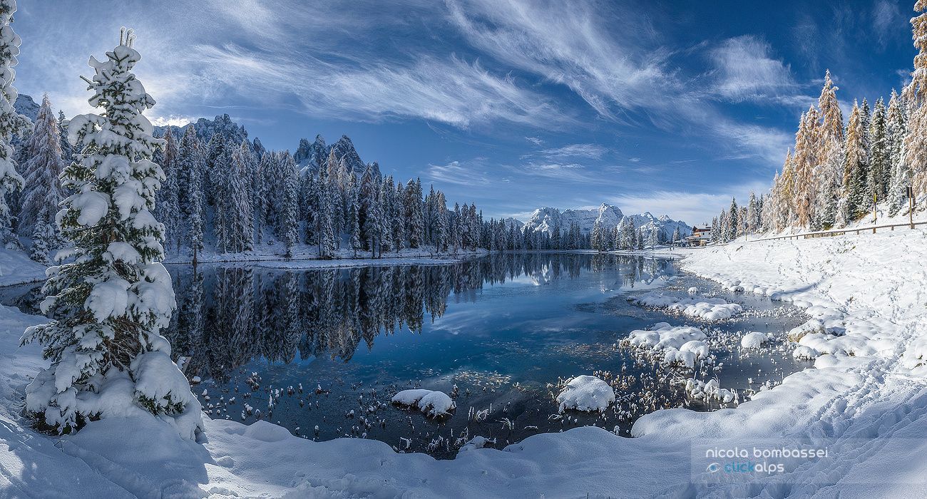 Arriva l'inverno sul Lago d'Antorno snow cover the autumn in Dolomites. The Antorno Lake with the reflect. Winter landscape, Lake landscape, Cool landscapes