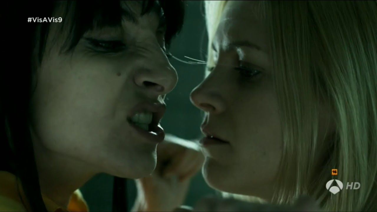 Macarena & Zulema a Vis (Love the way you lie)