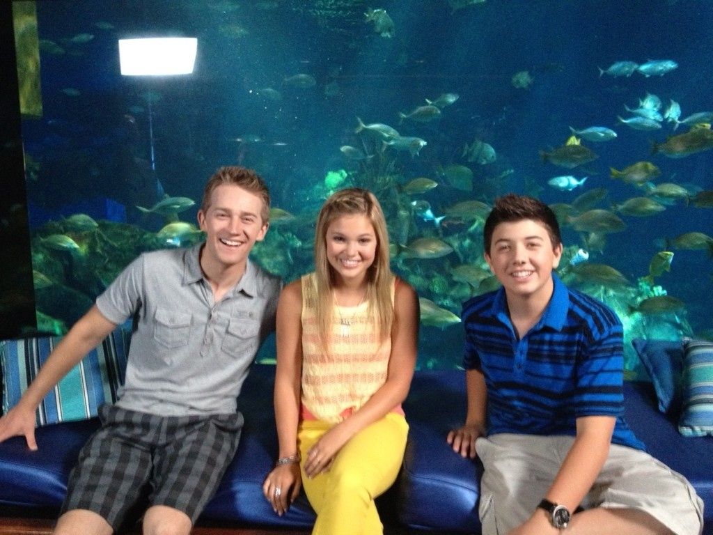 Article: Finding Nemo 3D Clips With Olivia Holt, Jason Dolley