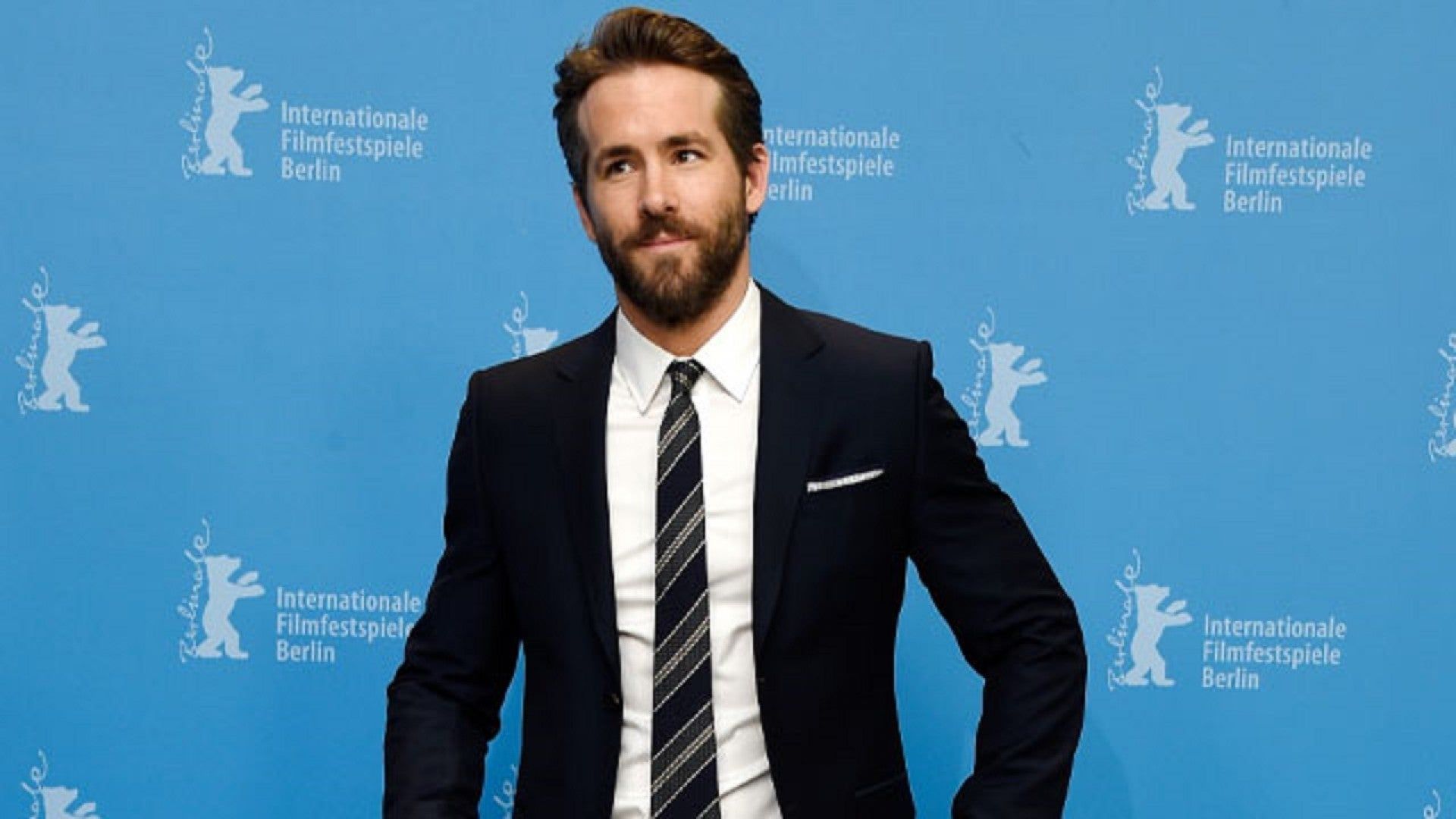 Ryan Reynolds' Father Dies After Battle with Parkinson's Disease