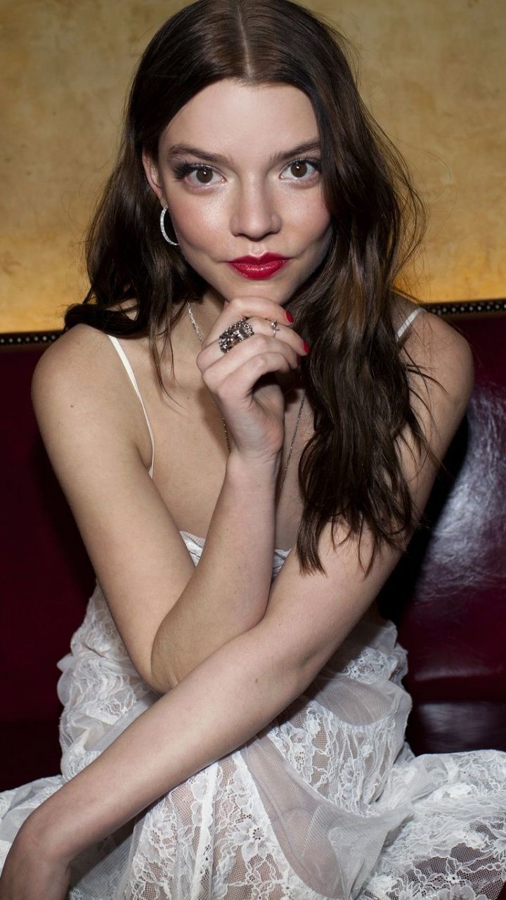 Wonderful Wallpaper Red Lips, Beautiful, Anya Taylor Joy Wallpaper