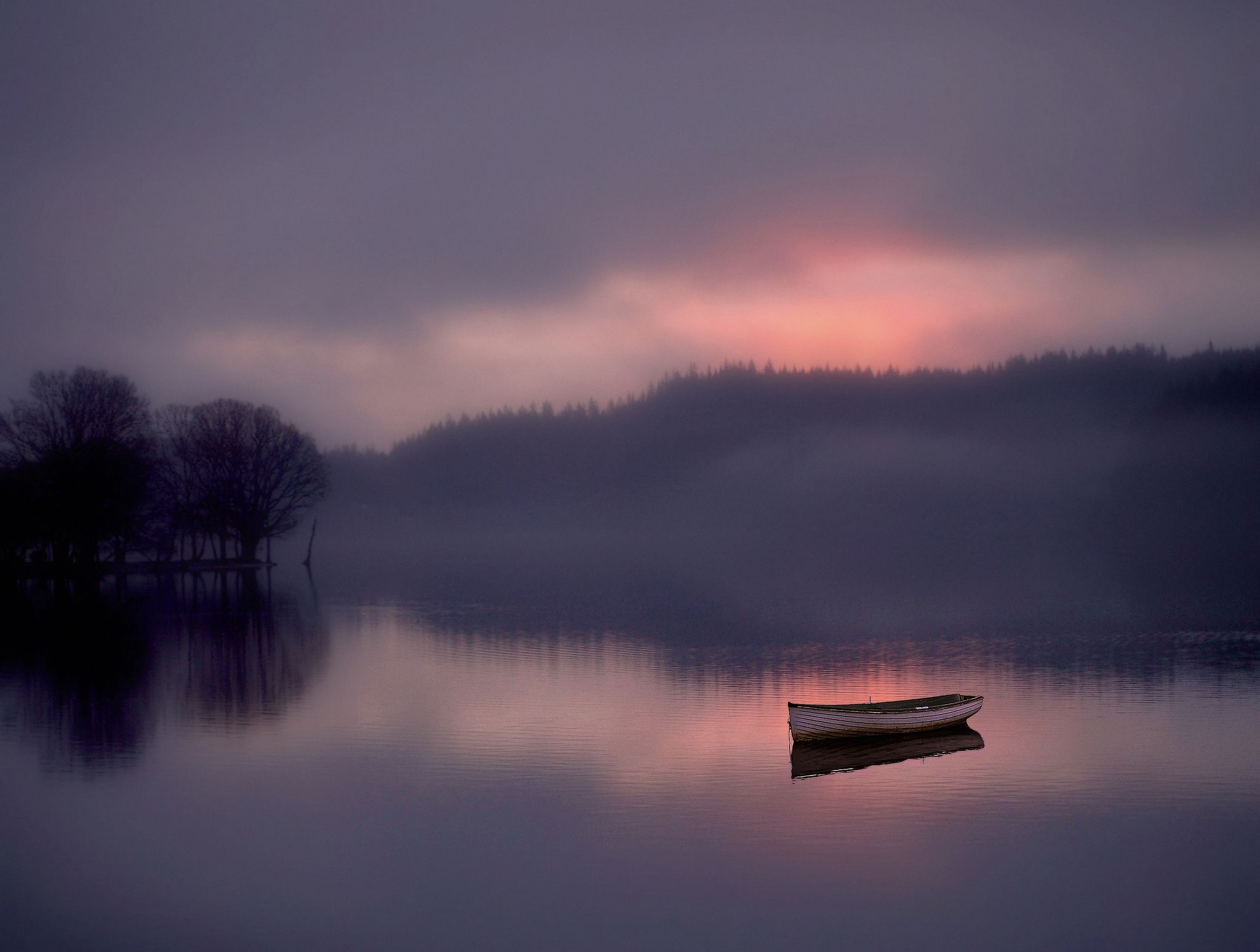 Forest lake boat fog sunrise reflection wallpaperx1548