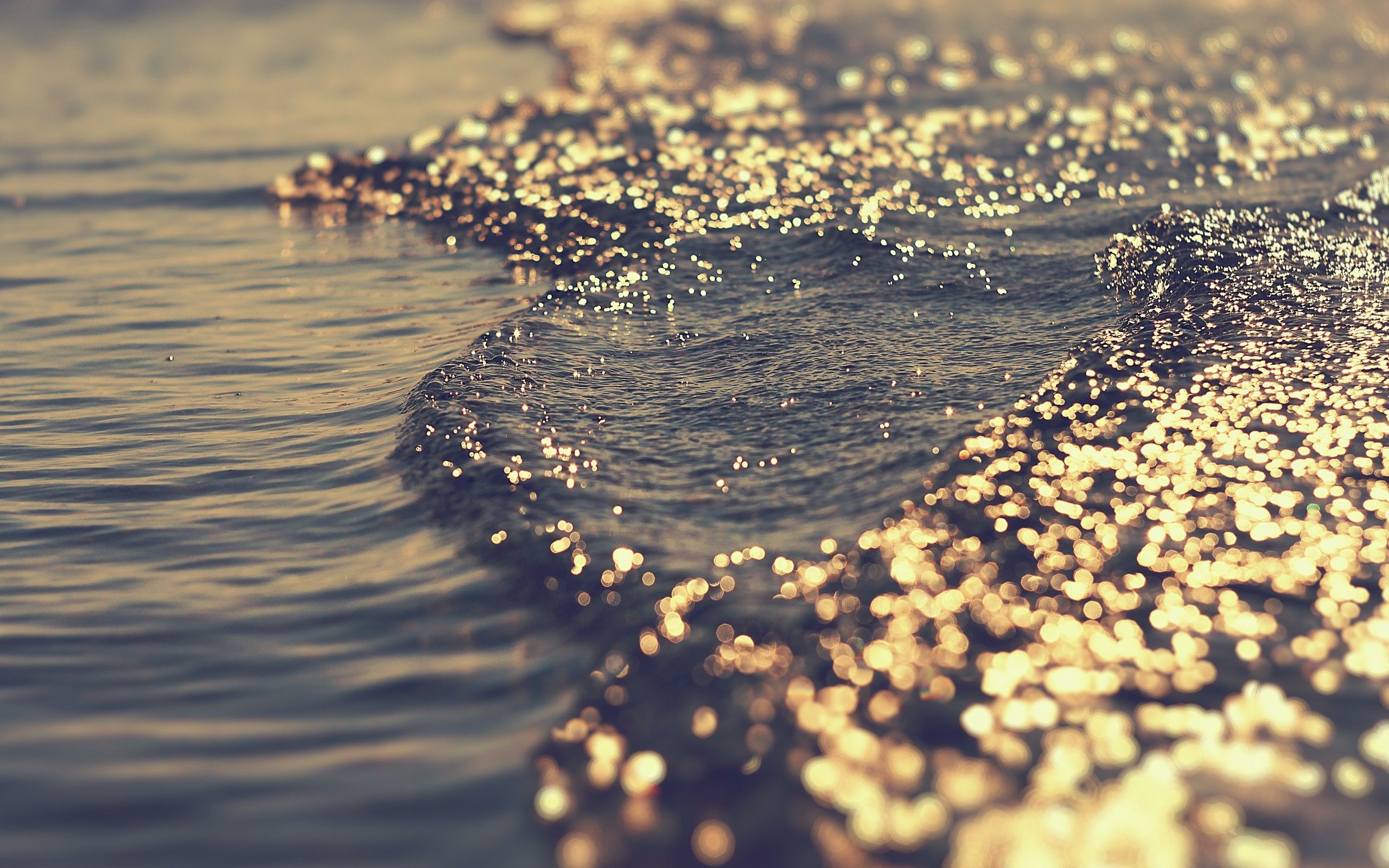 Light water sea waves the game bokeh glare tide wallpaper