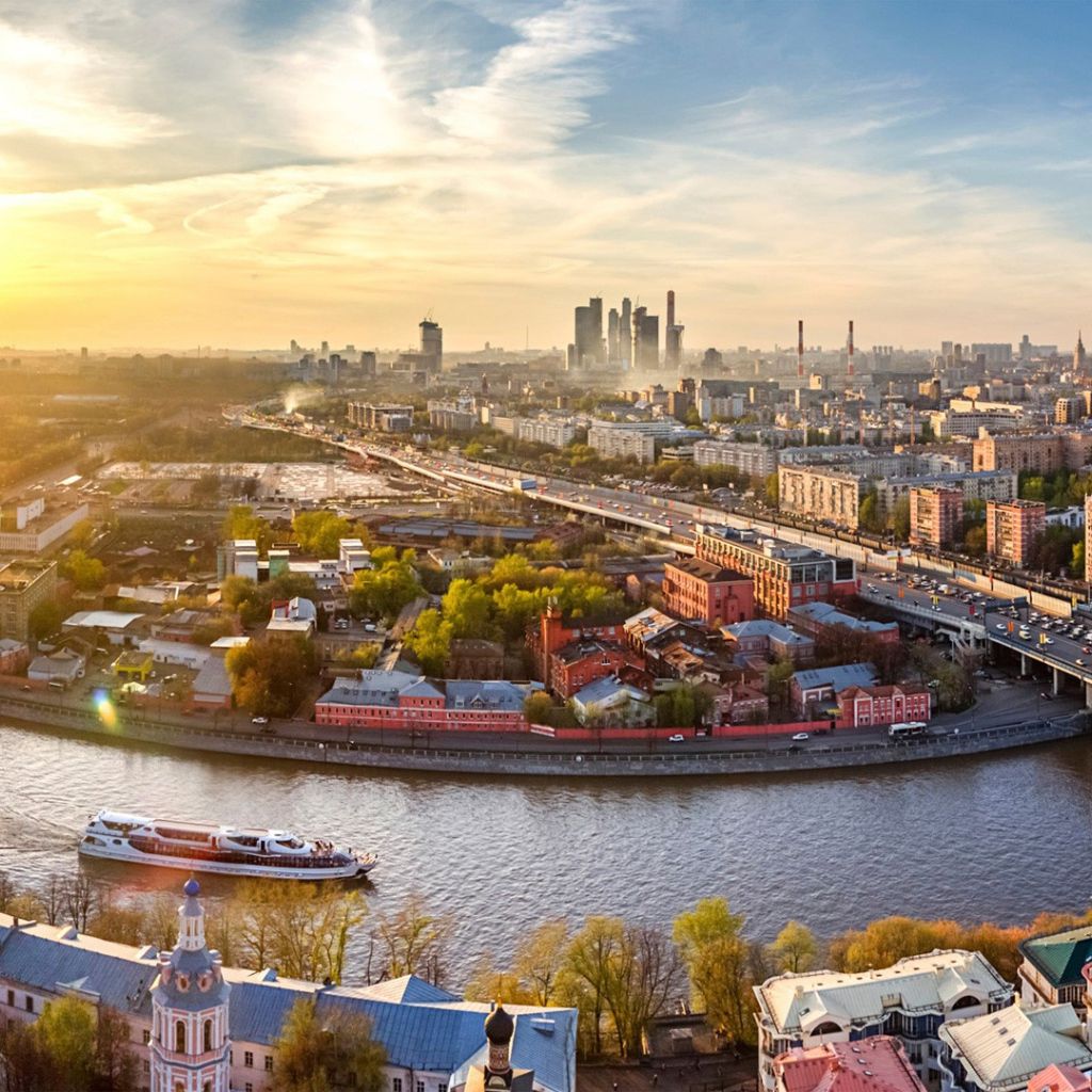 View the beautiful city of Moscow, Russia Desktop wallpaper 1024x1024