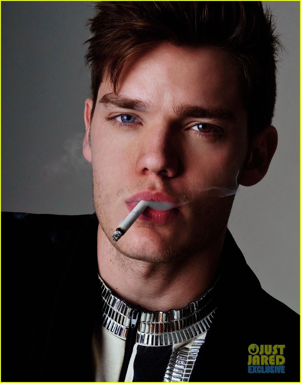 Dominic Sherwood: Just Jared Spotlight of the Week Exclusive