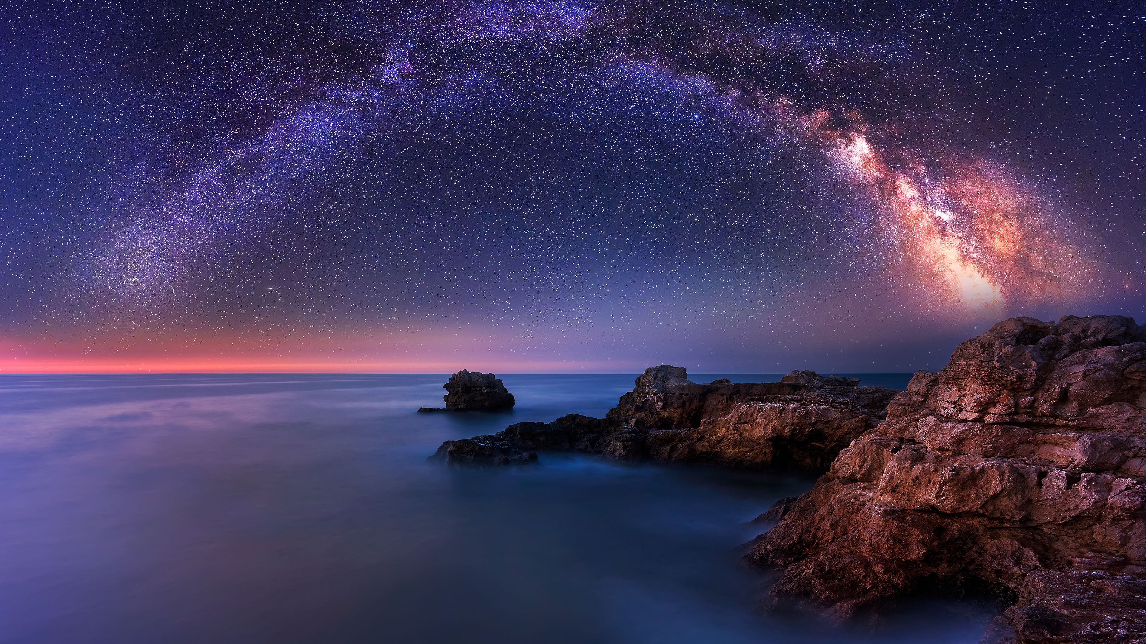 4K Milky Way Over The Sea Wallpaper HD