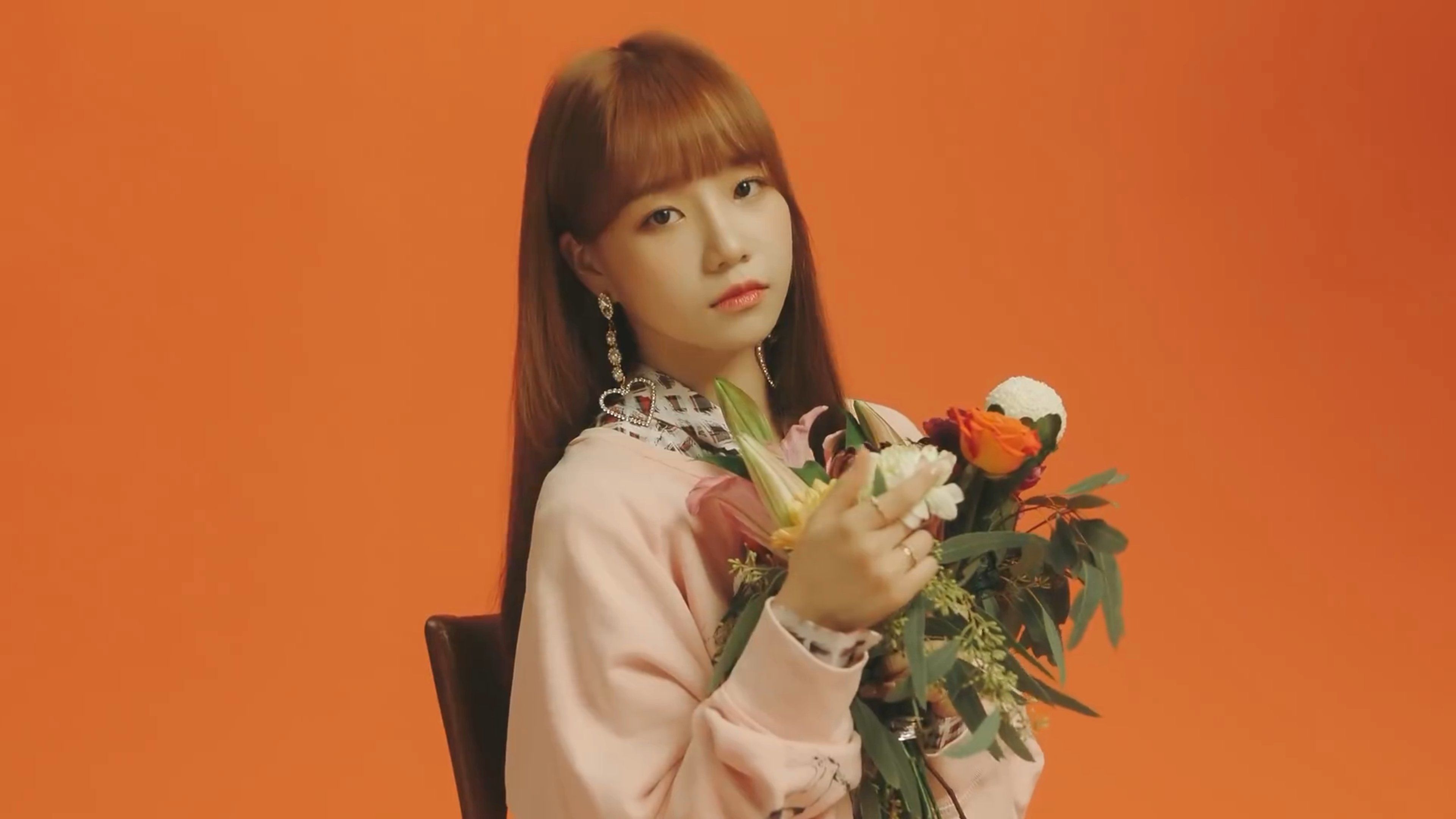 IZ*ONE Vie En Rose Who's Who Pop Database / Dbkpop.com