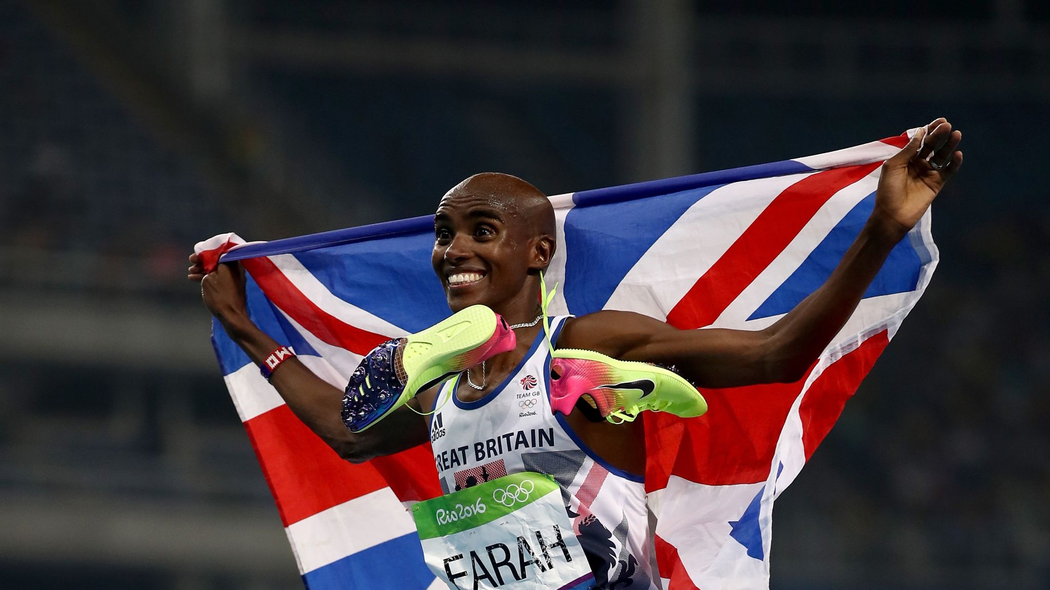 Mo Farah considers concentrating on marathon rather than track