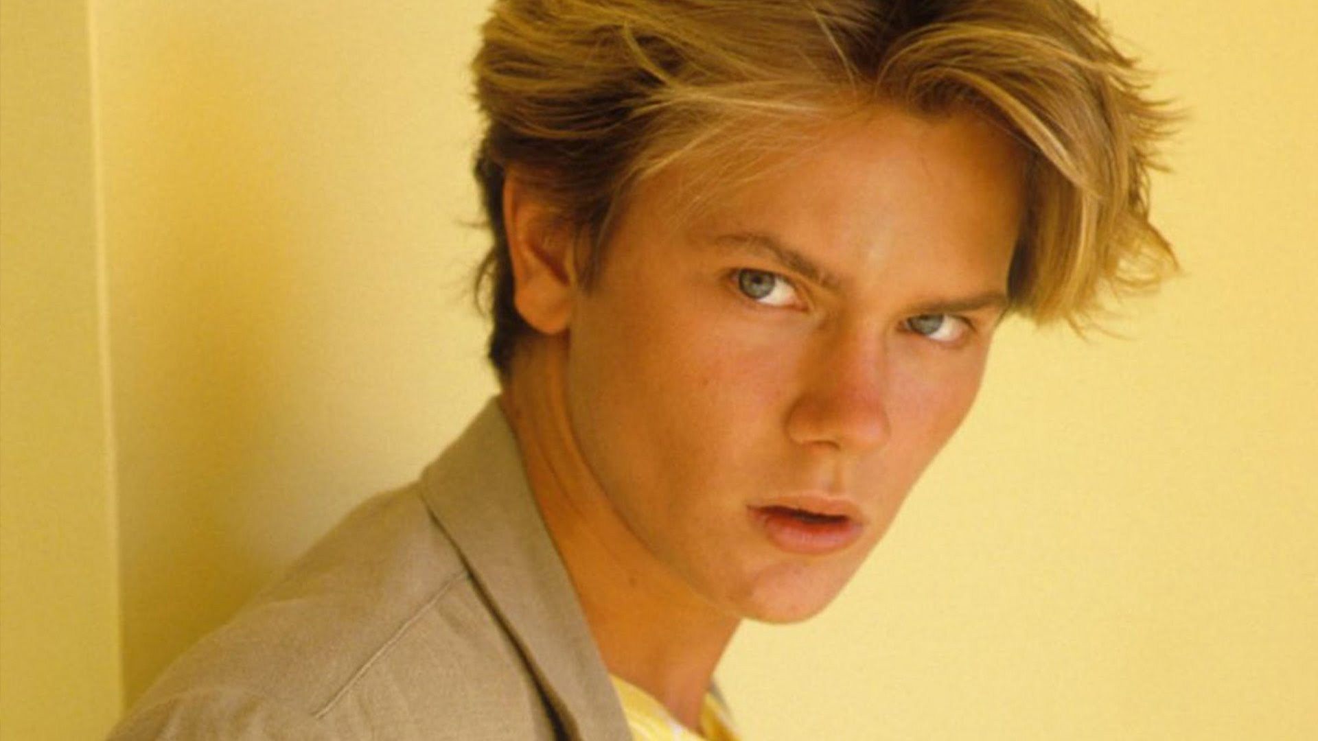 River Phoenix Wallpaper Image Photo Picture Background