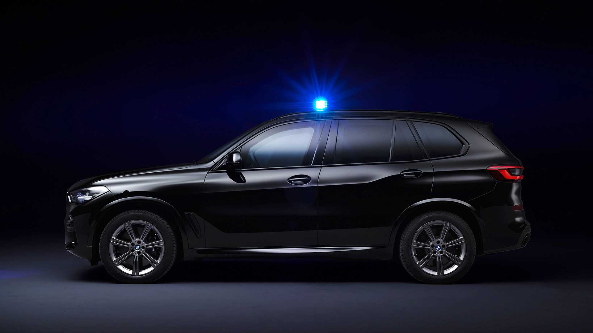 BMW X5 Protection VR6 (Armored Vehicle) Side Wallpaper