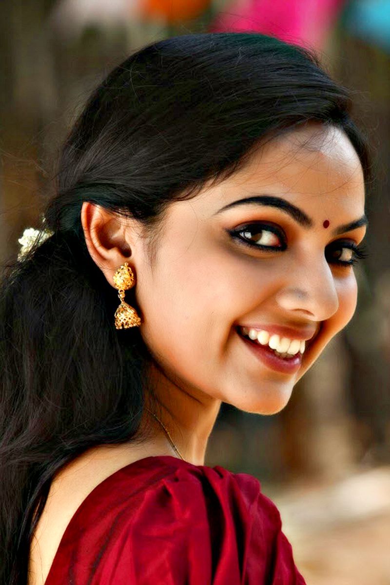 Malayalam Actress Samvrutha's HD Photo Gallery