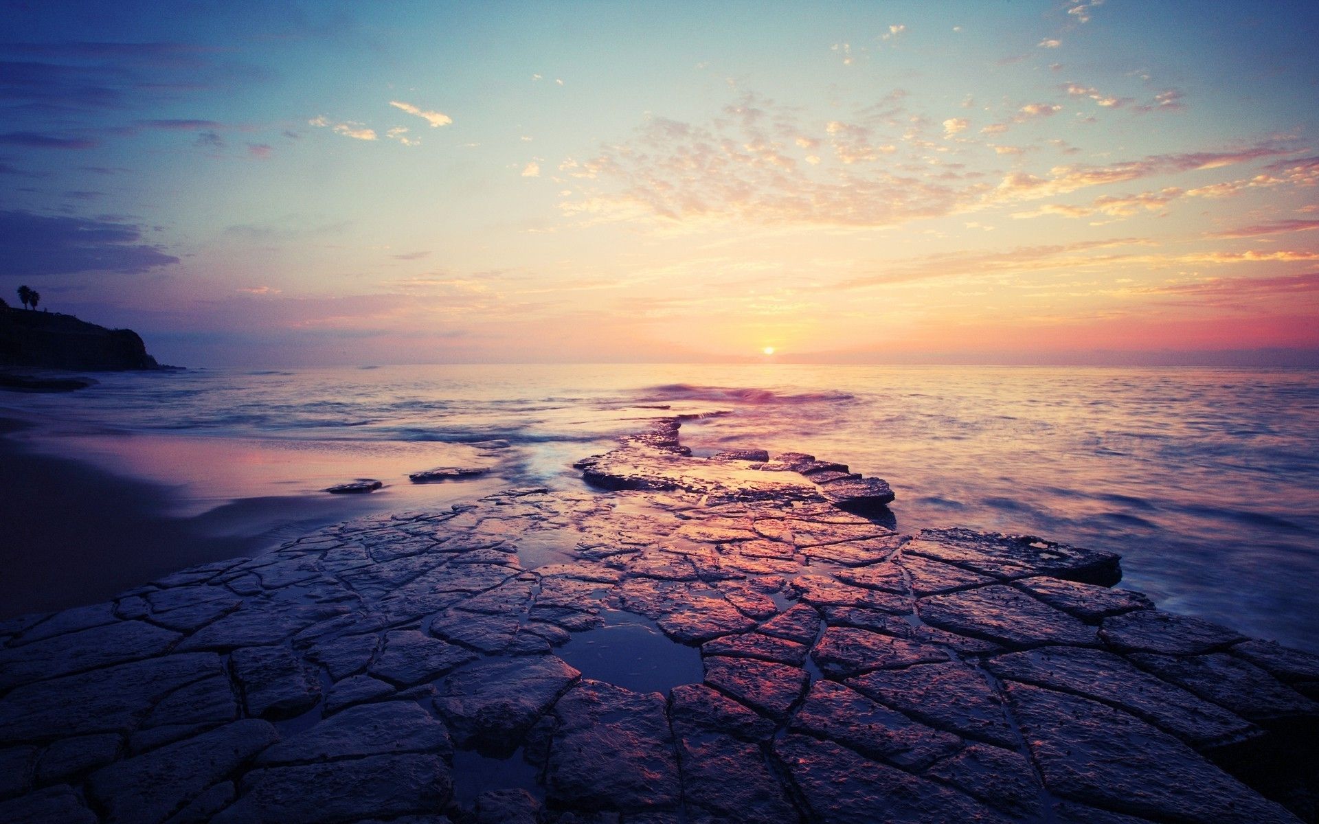 Calm Beach Rock Sunset Horizon wallpaper. Calm Beach Rock Sunset