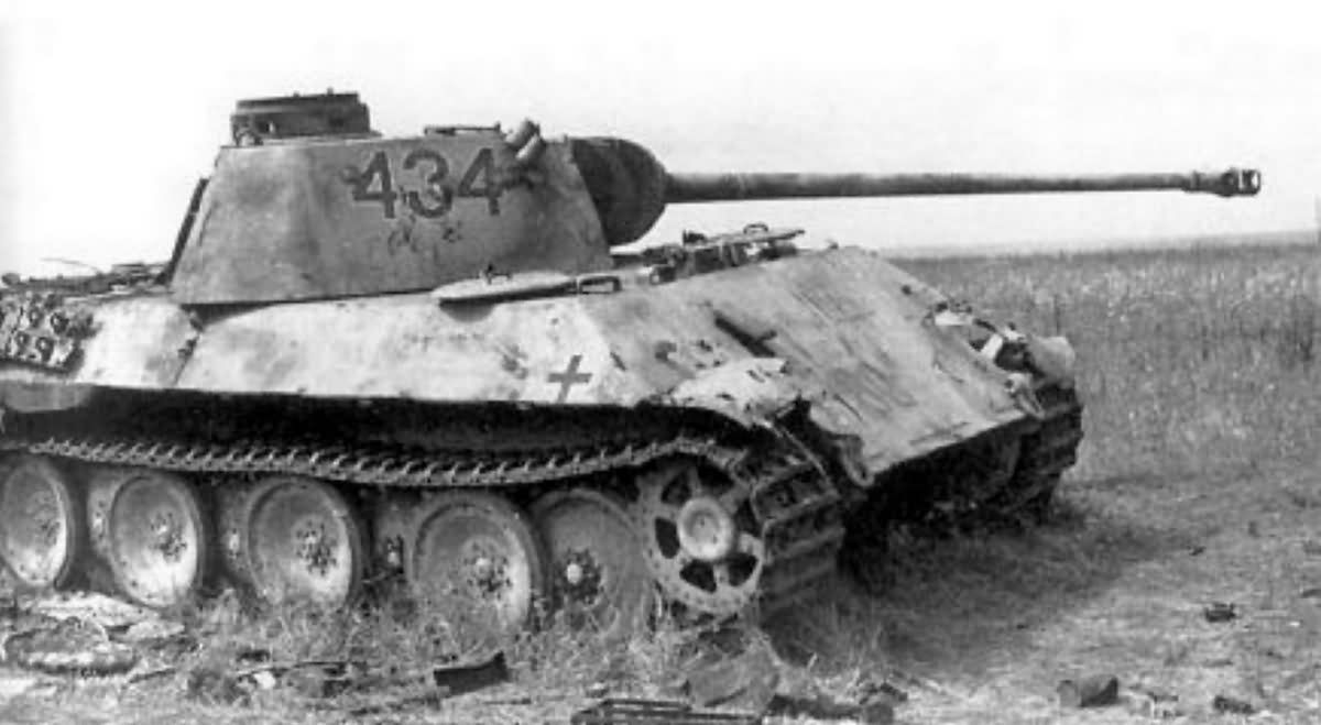1200x659px Panther Tank (76.73 KB).06.2015