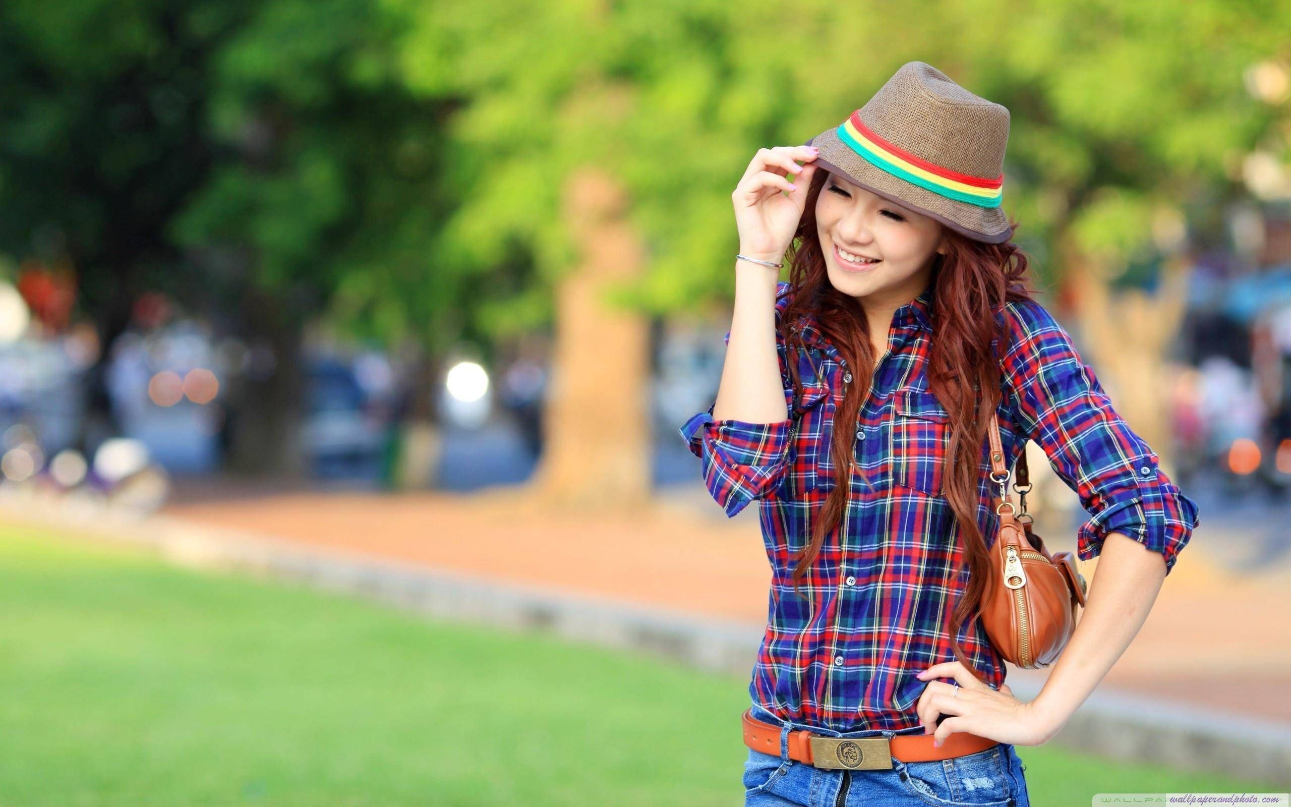 Girl HD 16:9 16:10 desktop wallpaper: High Definition, Fullscreen, Mobile. Girls plaid shirts, Fashion, Girl fashion