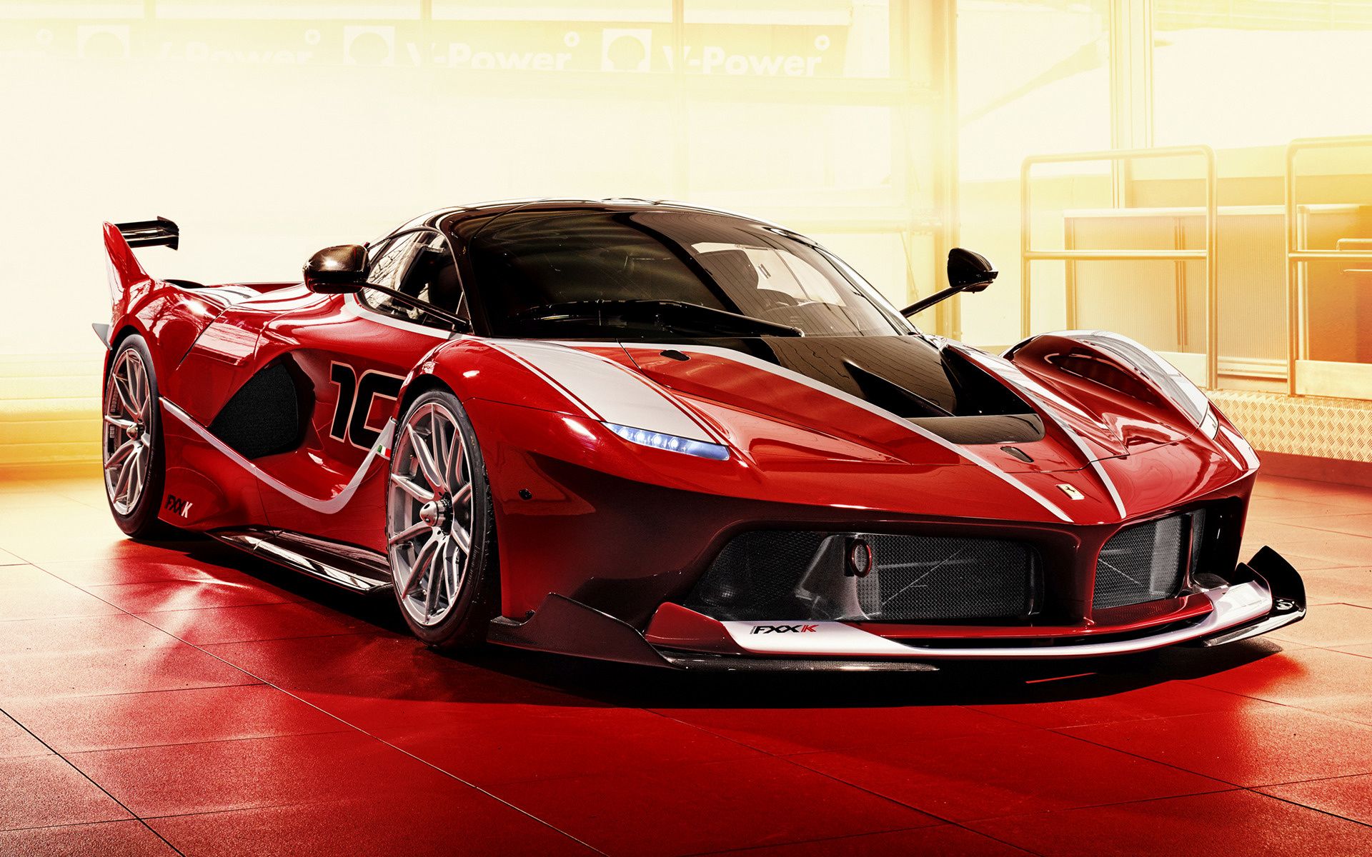 Ferrari FXX K and HD Image