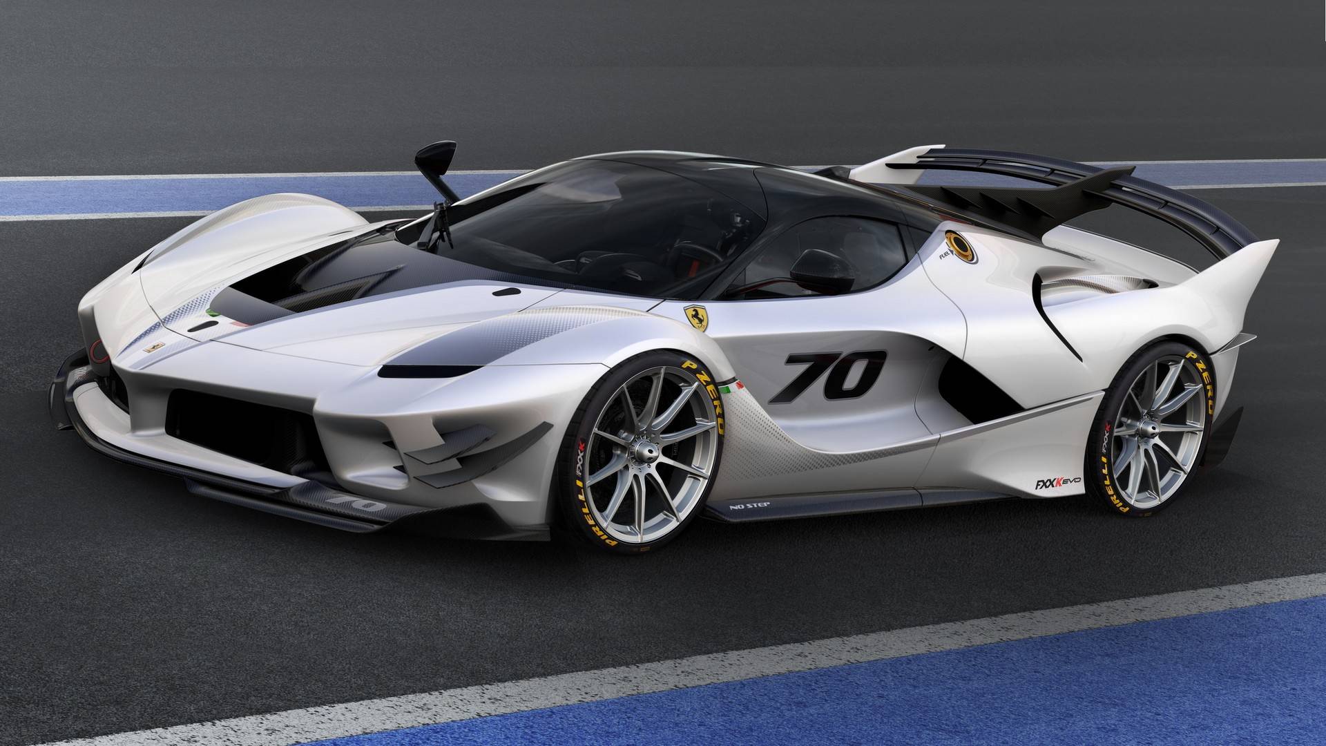 Ferrari FXX K Evo Debuts With More Aero, Less Weight