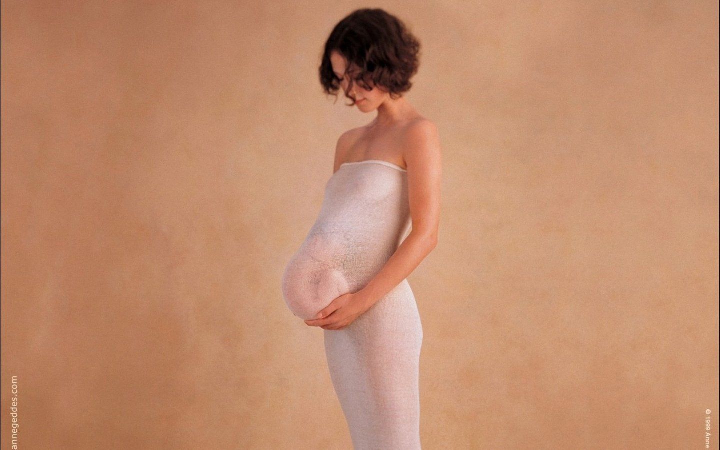 Грудь беременной женщины