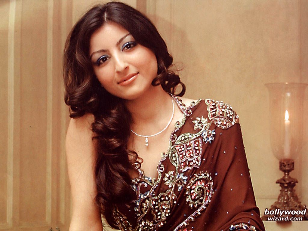 1024x768px 116.37 KB Soha Ali Khan