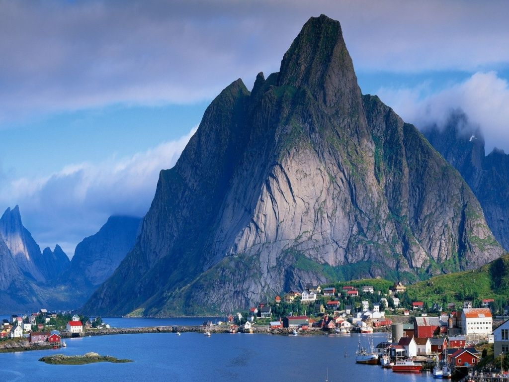 Mountain Norway Lofoten Reine HD Desktop Wallpaper. Reisen, Lofoten