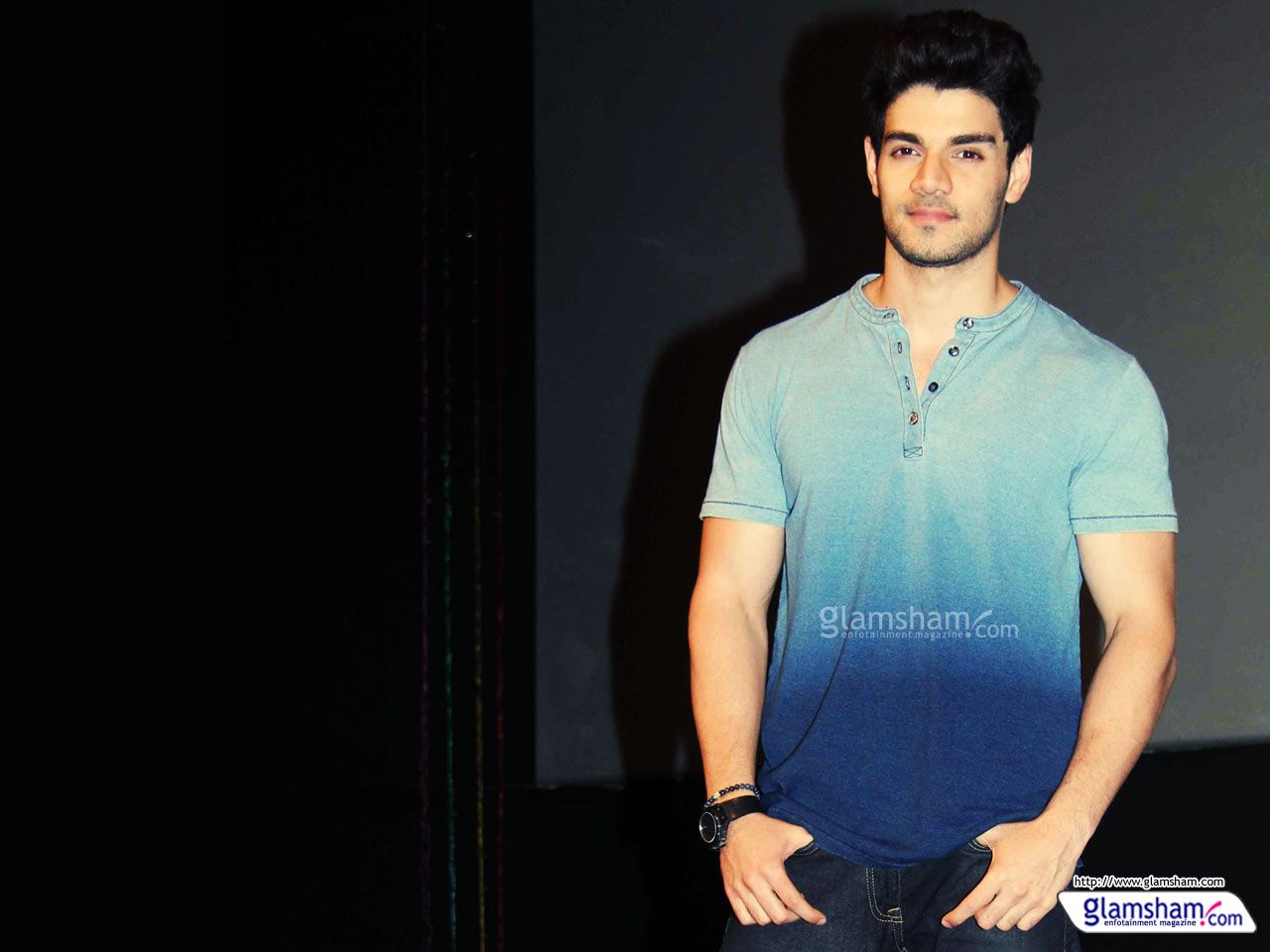 Sooraj Pancholi Wallpaper & Background