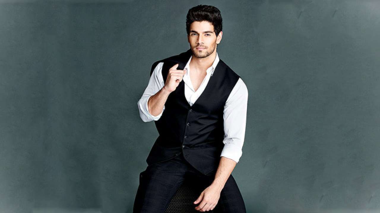 Sooraj Pancholi Latest Picture And HD Wallpaper