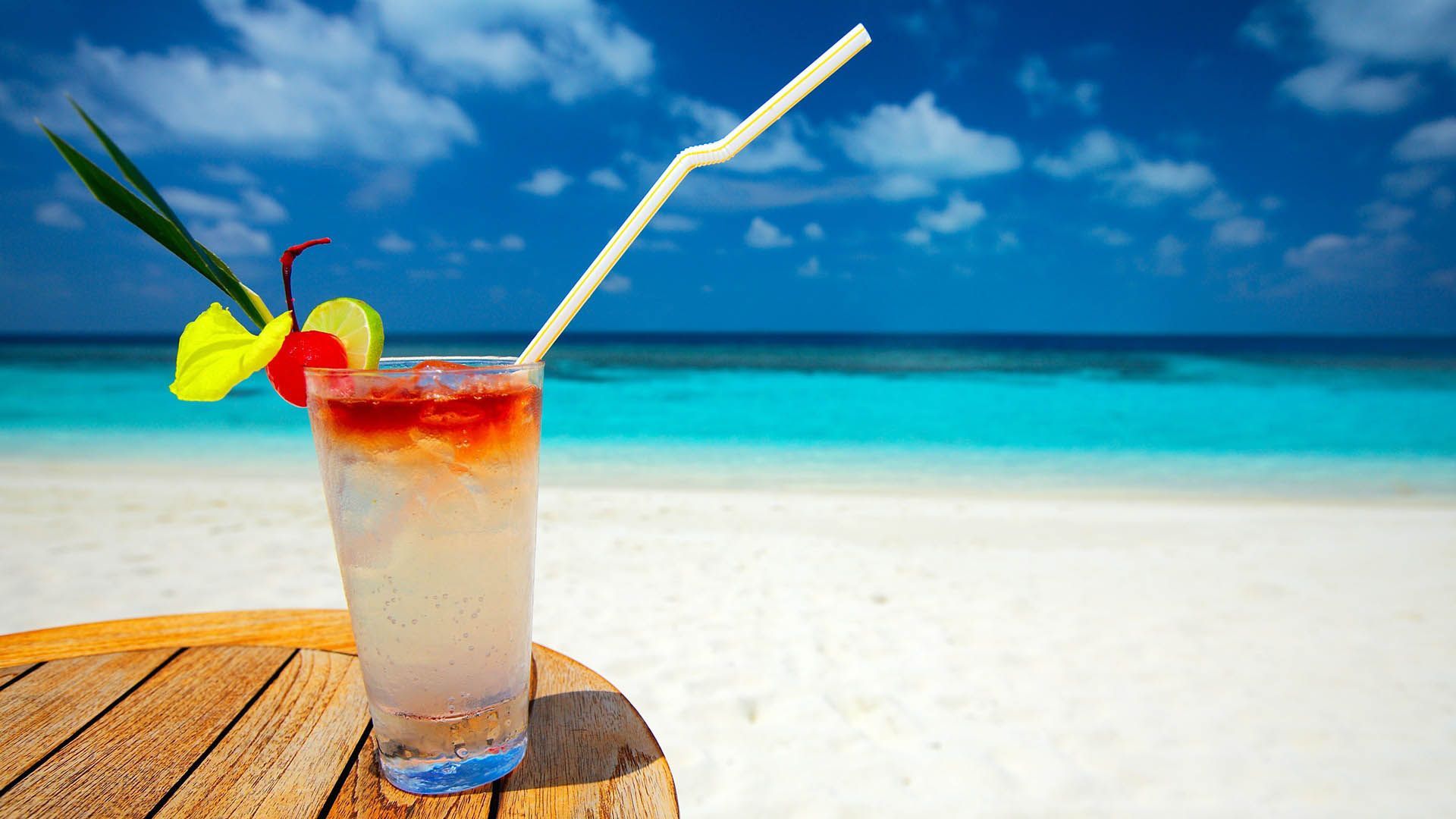 Tropical Cocktail Wallpaper. Beach cocktails, Cocktail photo, Summer cocktails