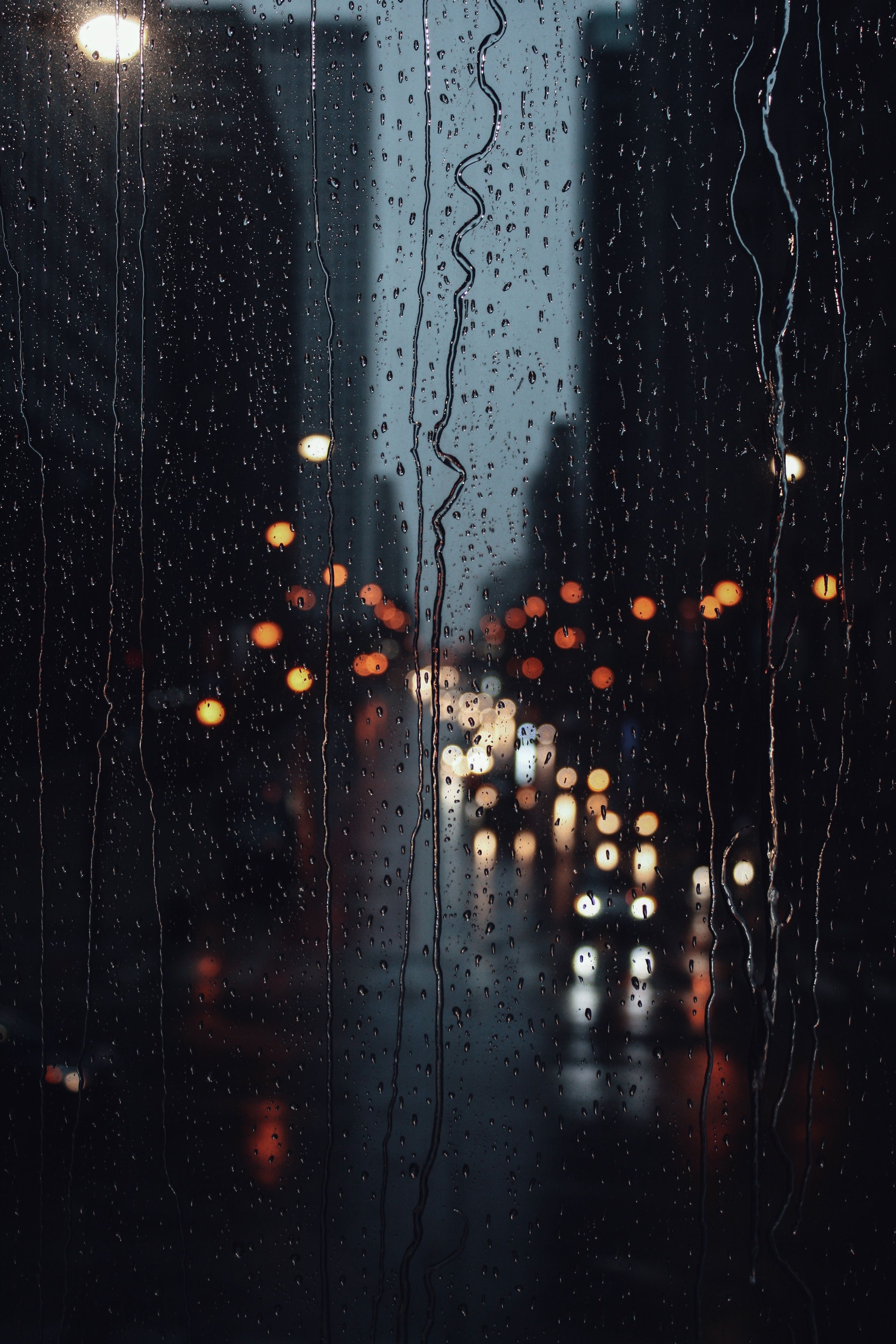 rainy day • Chicago • moody •. Rain wallpaper, Rainy wallpaper