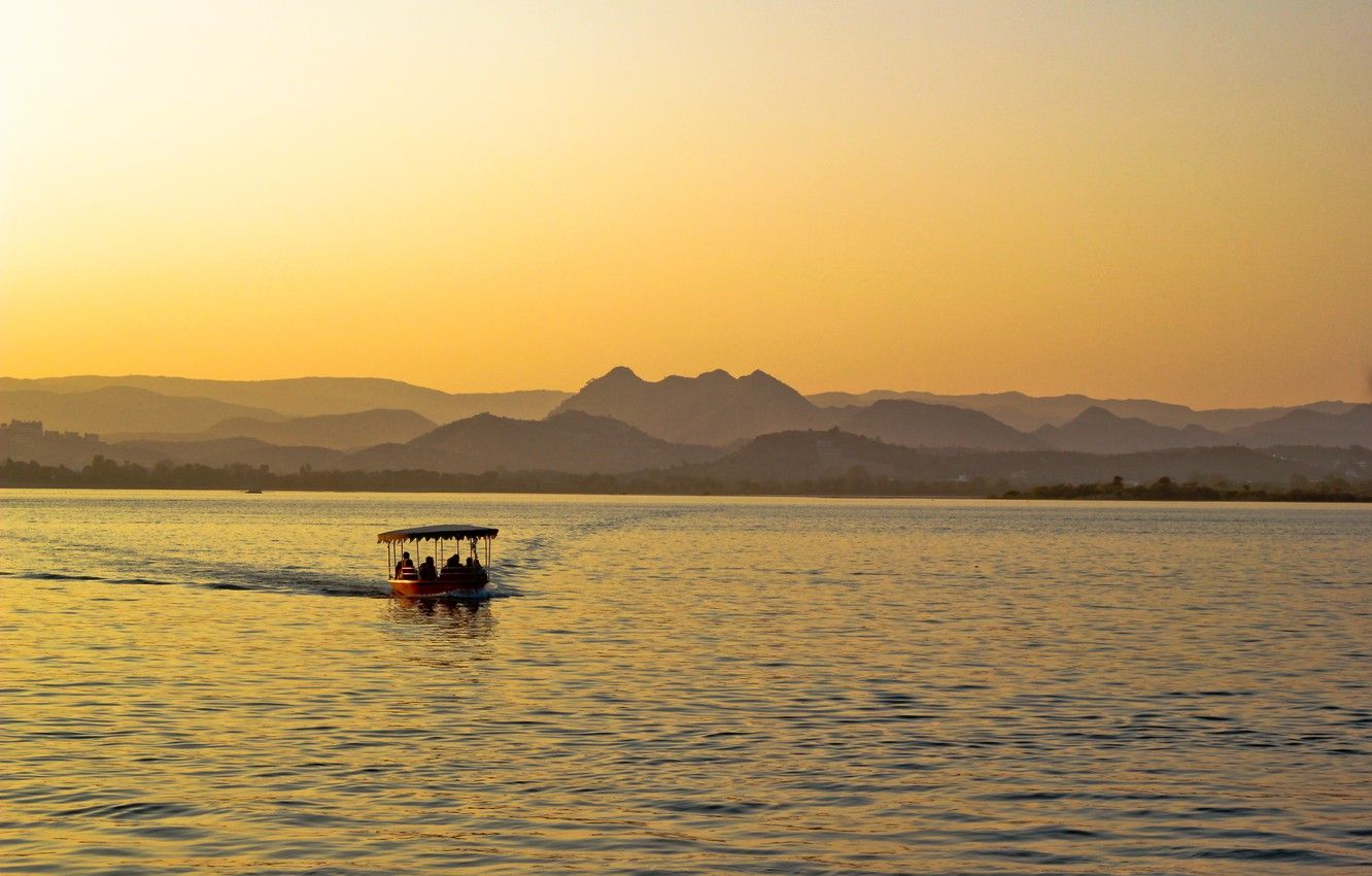 Wallpaper lake, boat, morning, India, Udaipur image for desktop