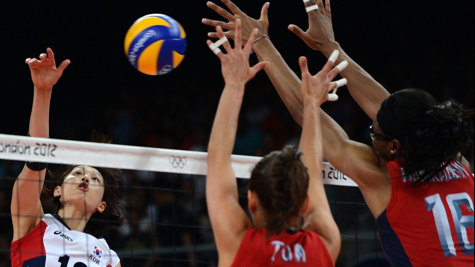Volleyball: US edge closer to first gold