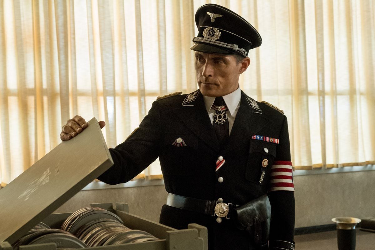 Season 3 of The Man in the High Castle doubles down on science