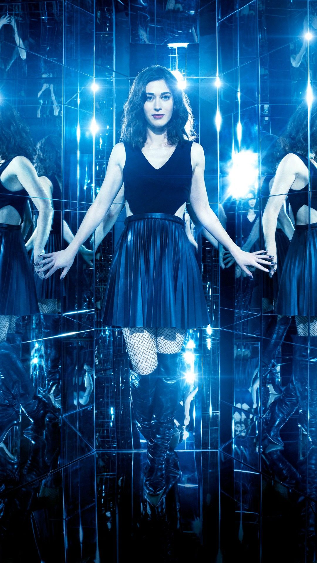 Lizzy Caplan Now You See Me 2 Wallpaper