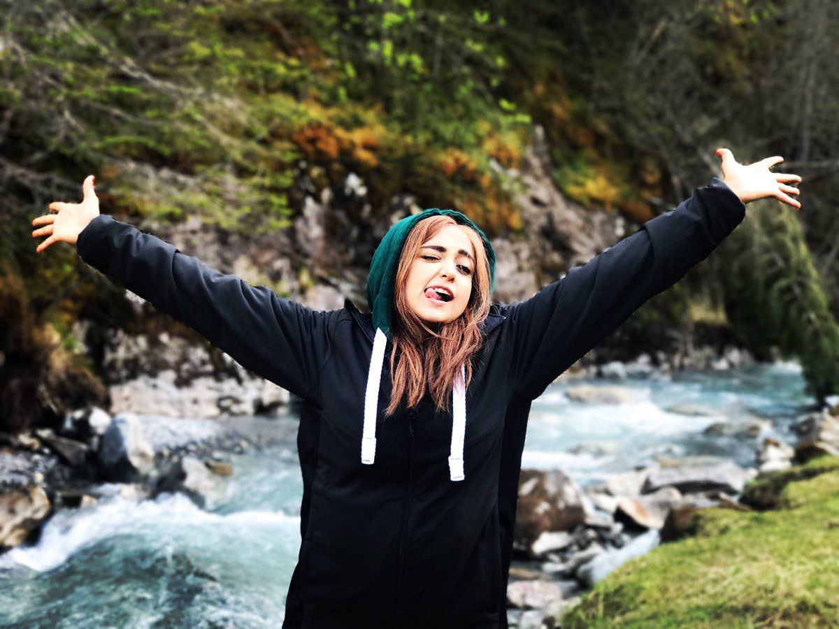 Monali Thakur my mind before jumping into