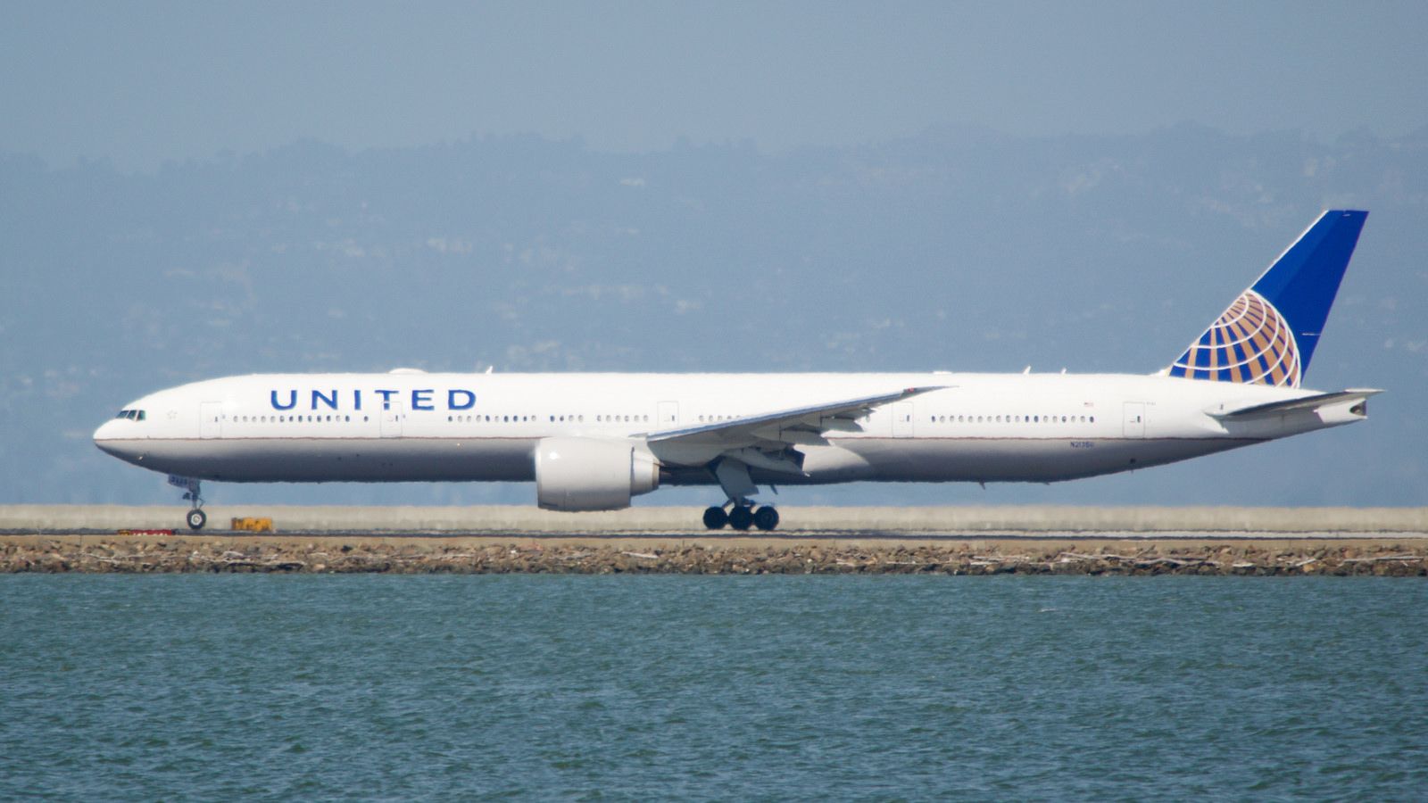 It's About To Cost $300 Less To Fly SFO TLV On United