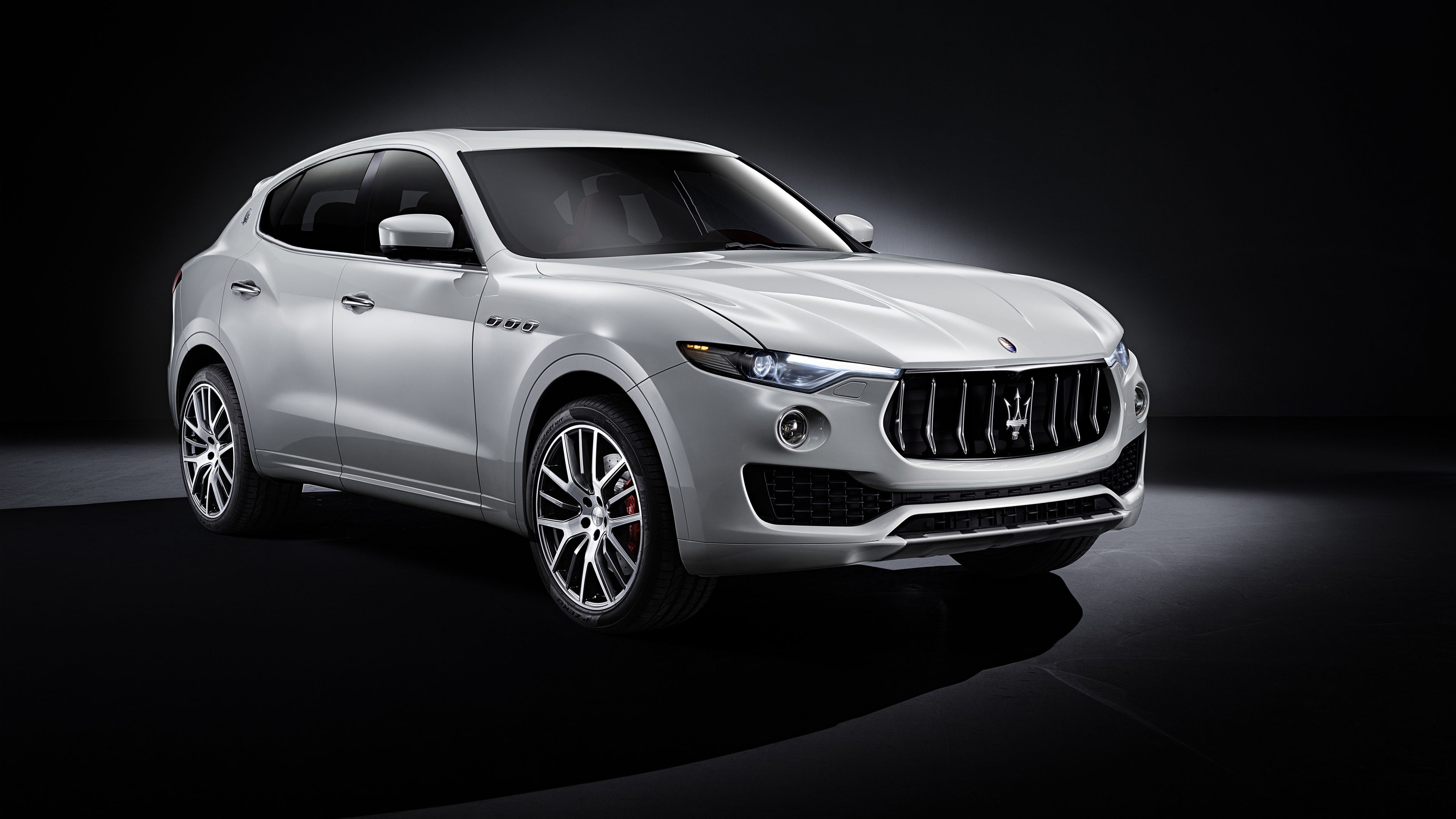 Spectacular Maserati Levante Lease $599 Scene in HD Spectacular Maserati Levante Lease $599 Scene in HD