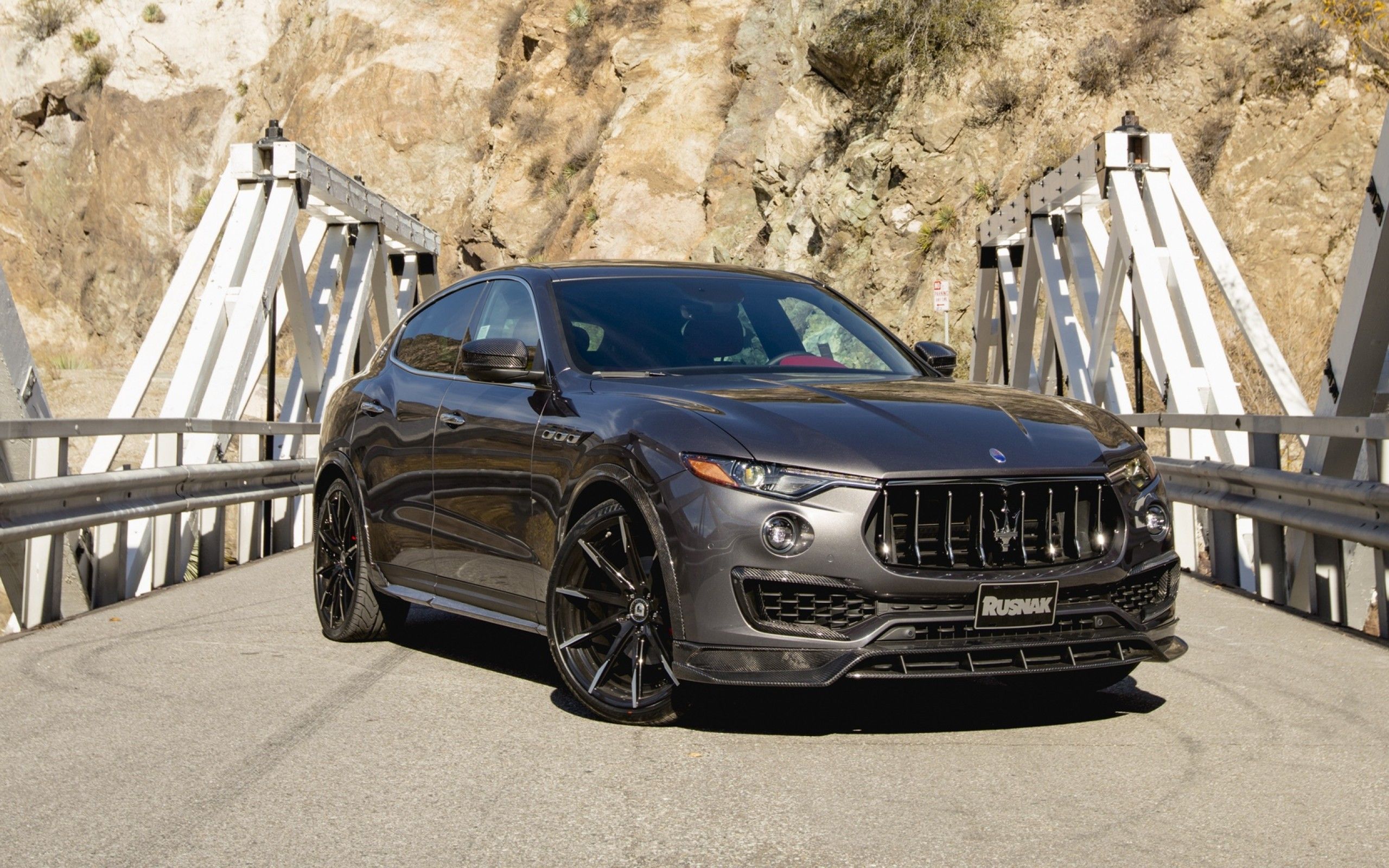 Maserati levante HD Wallpaper 13 Retina Macbook Pro
