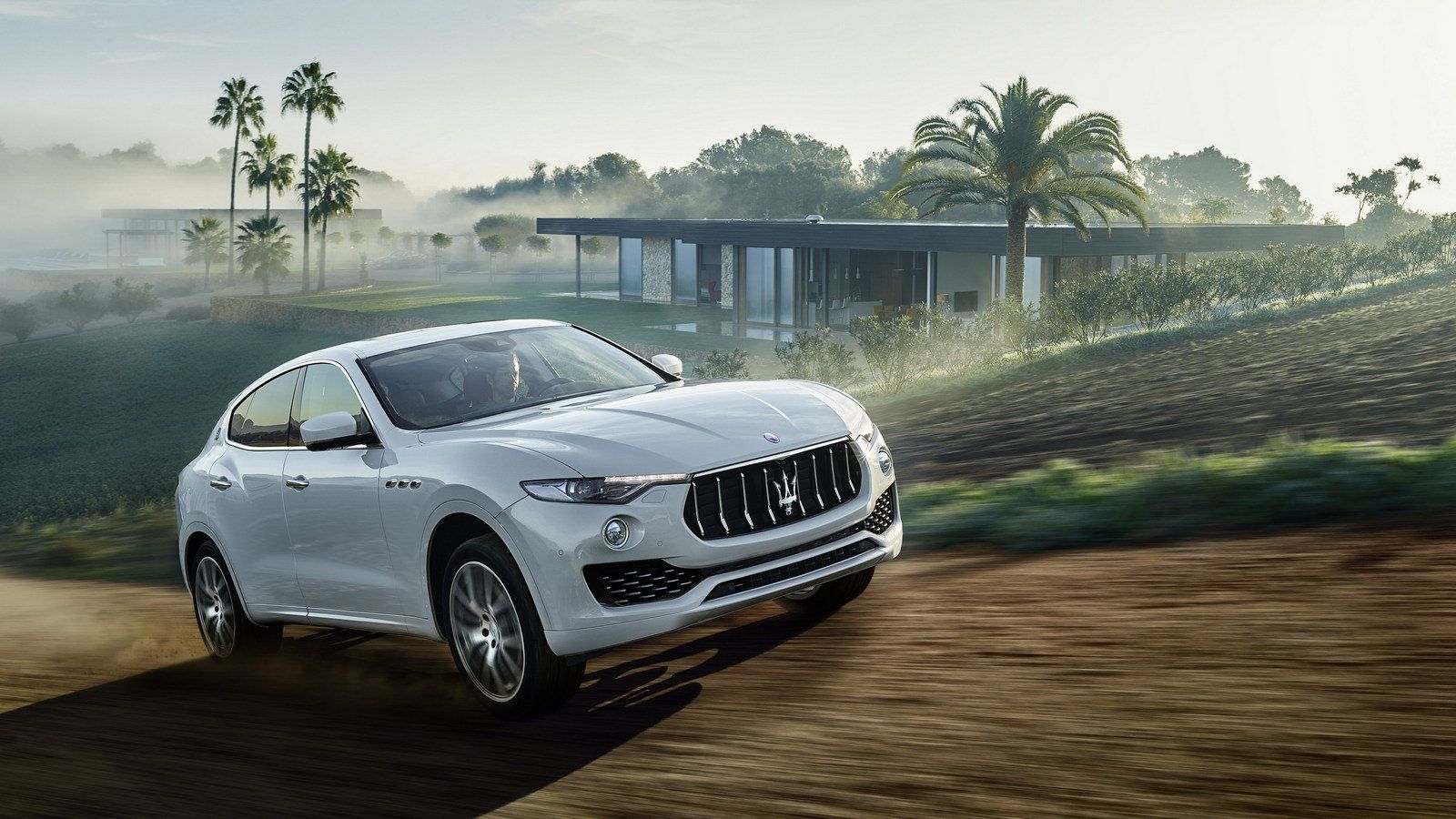 Wallpaper Of The Day: 2016 Maserati Levante