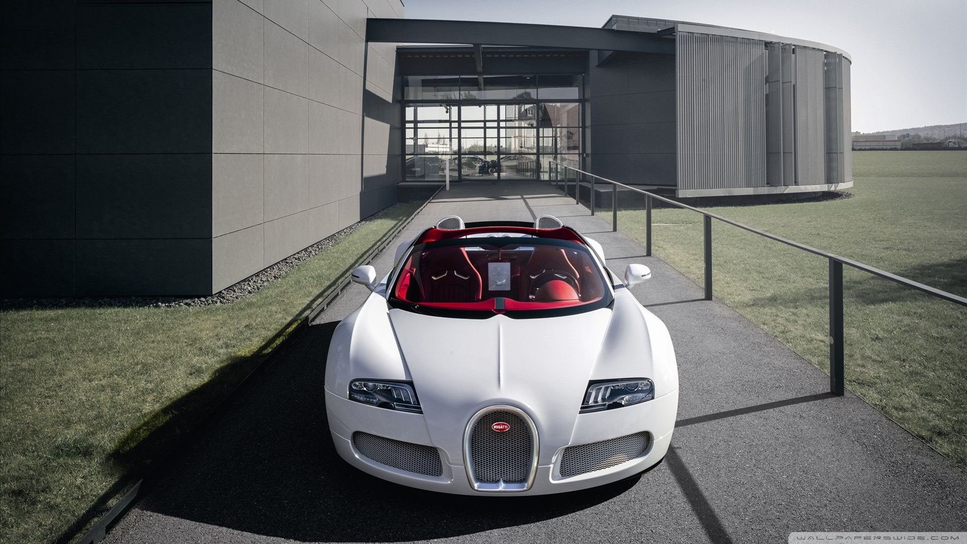 Bugatti Veyron Grand Sport Vitesse Ultra HD Desktop Background
